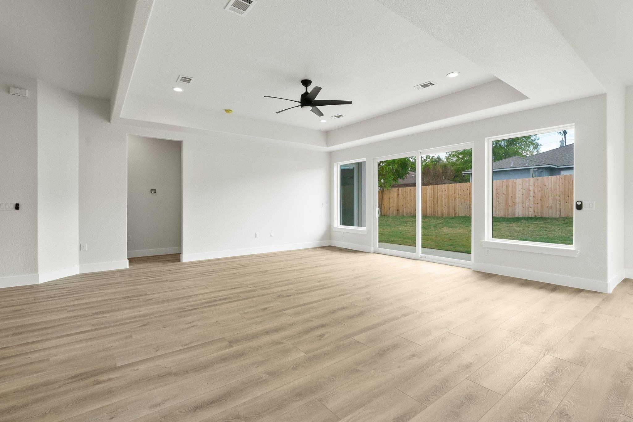 20405 Sunset Strip St, Lago Vista, TX 78645