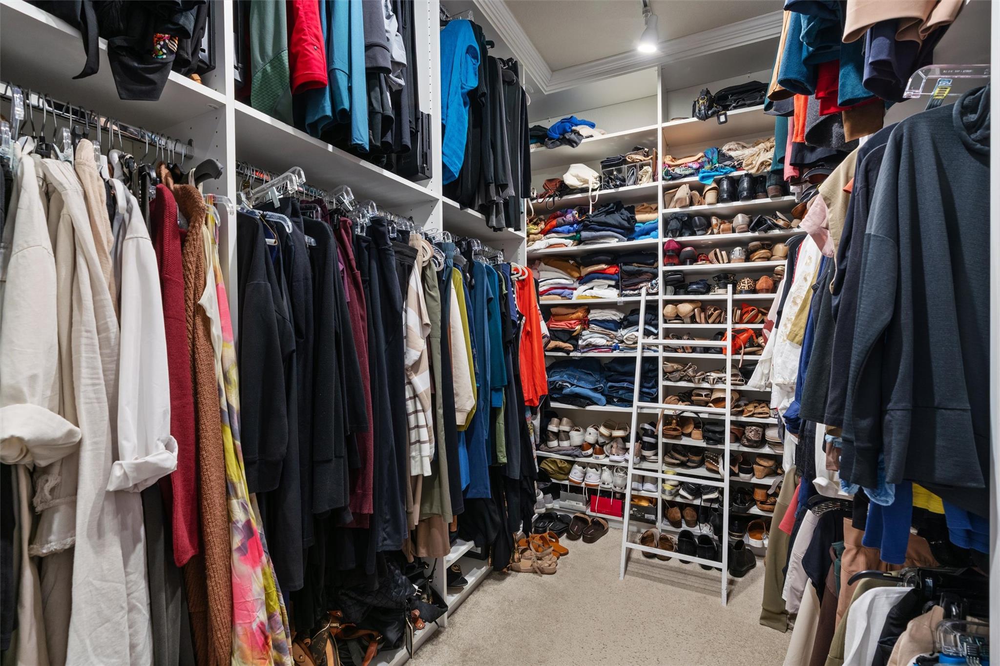 113 Longview Ln, Georgetown, TX 78633