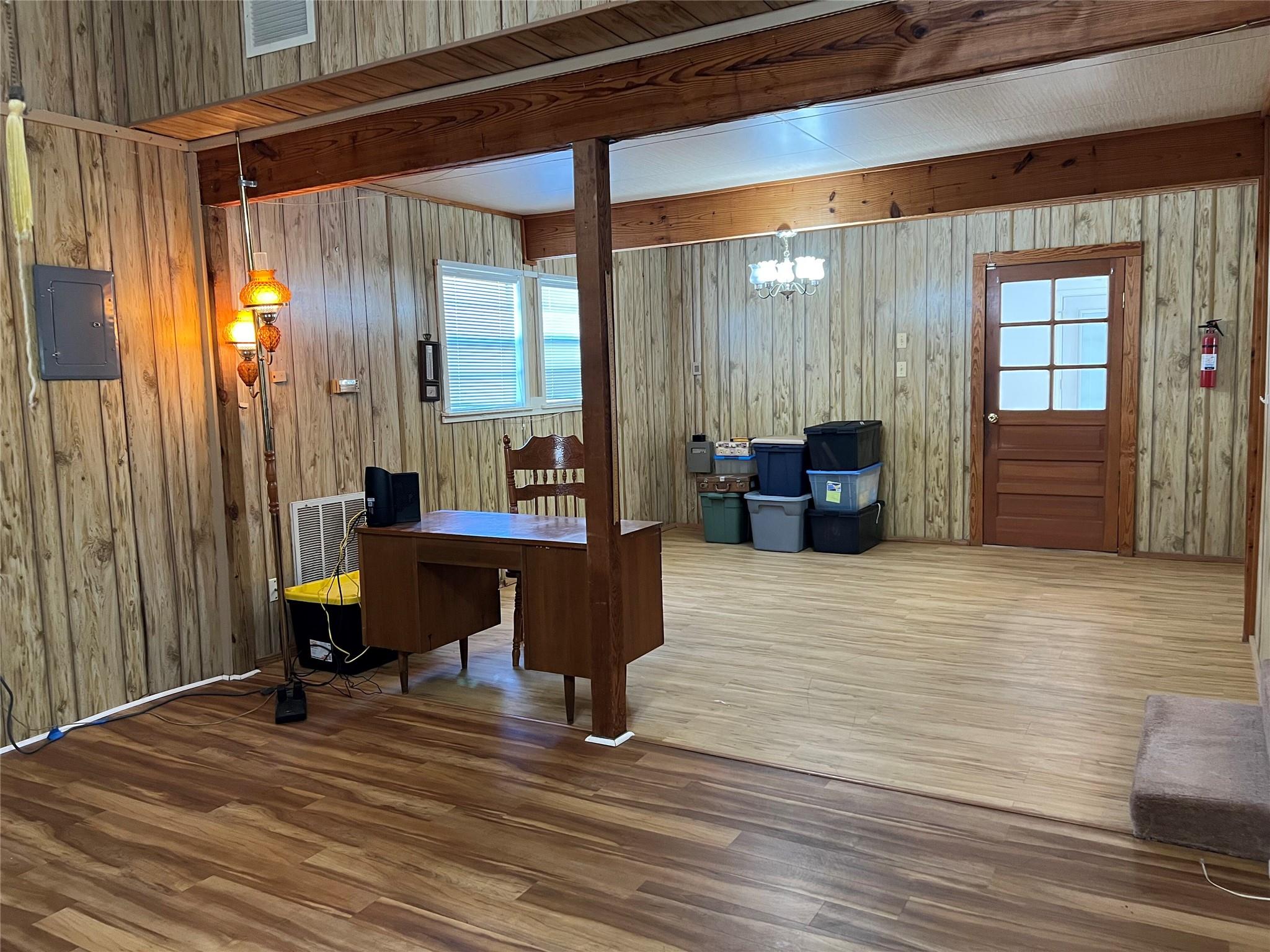 27306 RR # 12, Dripping Springs, TX 78620