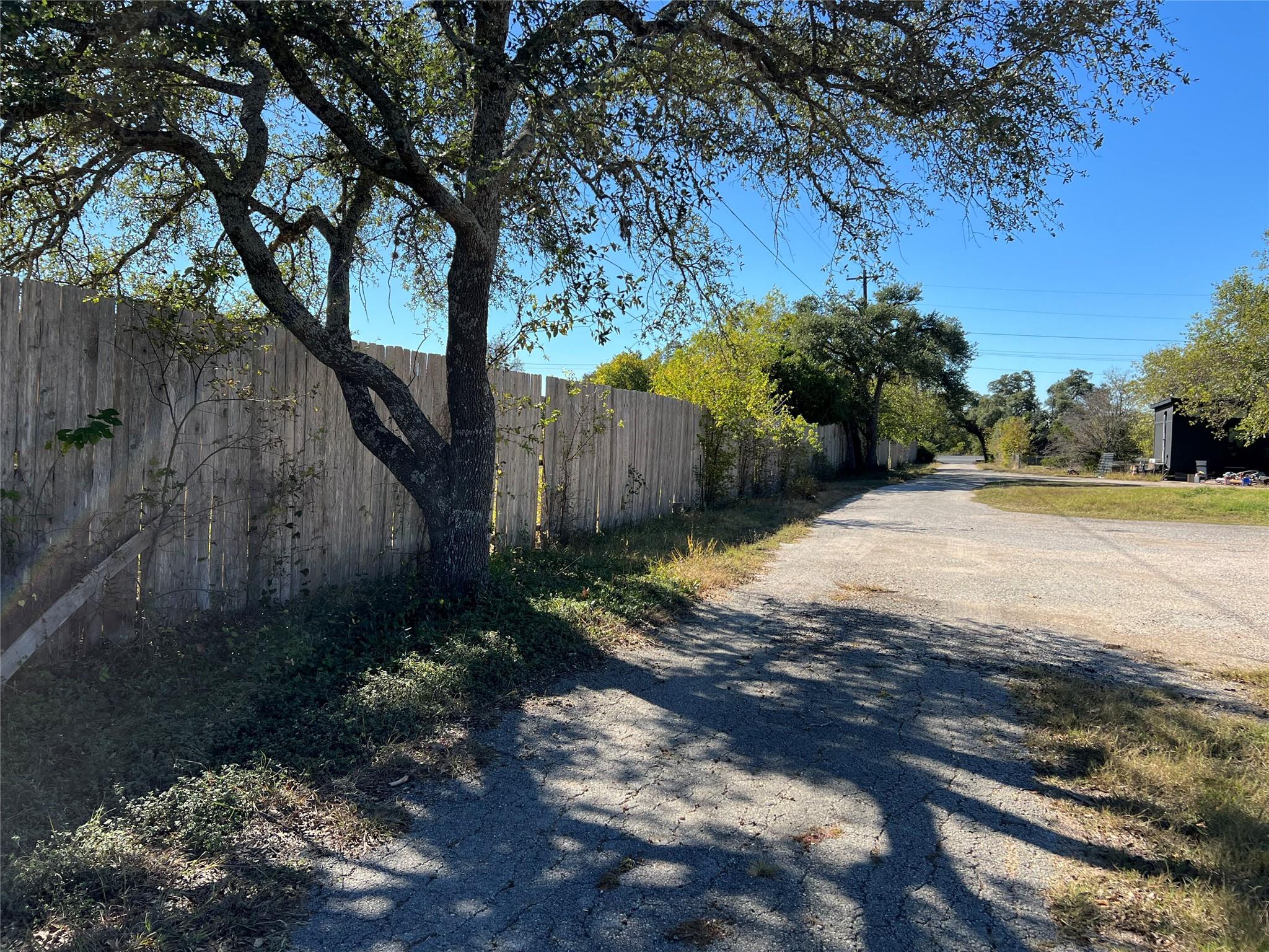 27306 RR # 12, Dripping Springs, TX 78620
