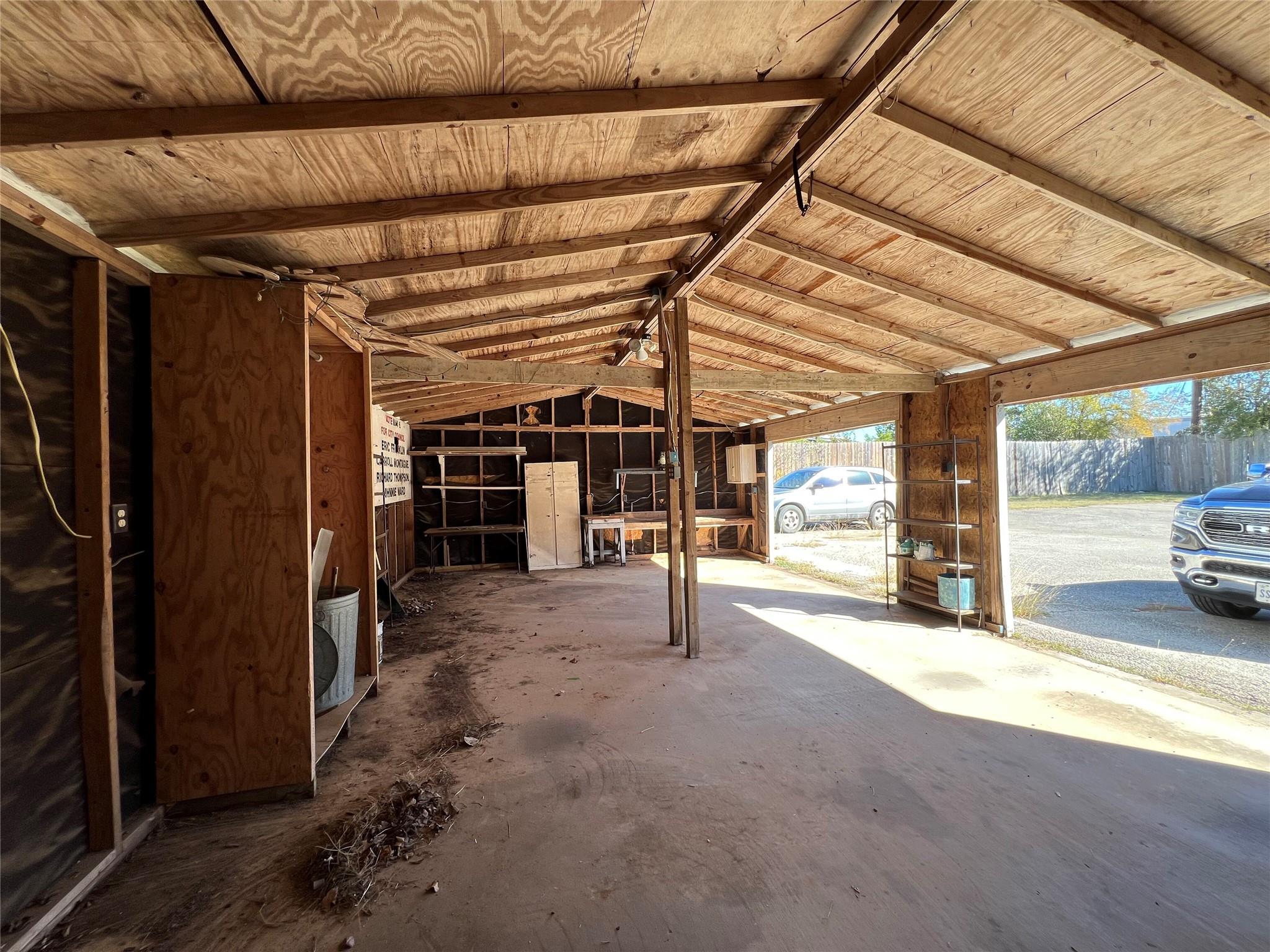 27306 RR # 12, Dripping Springs, TX 78620