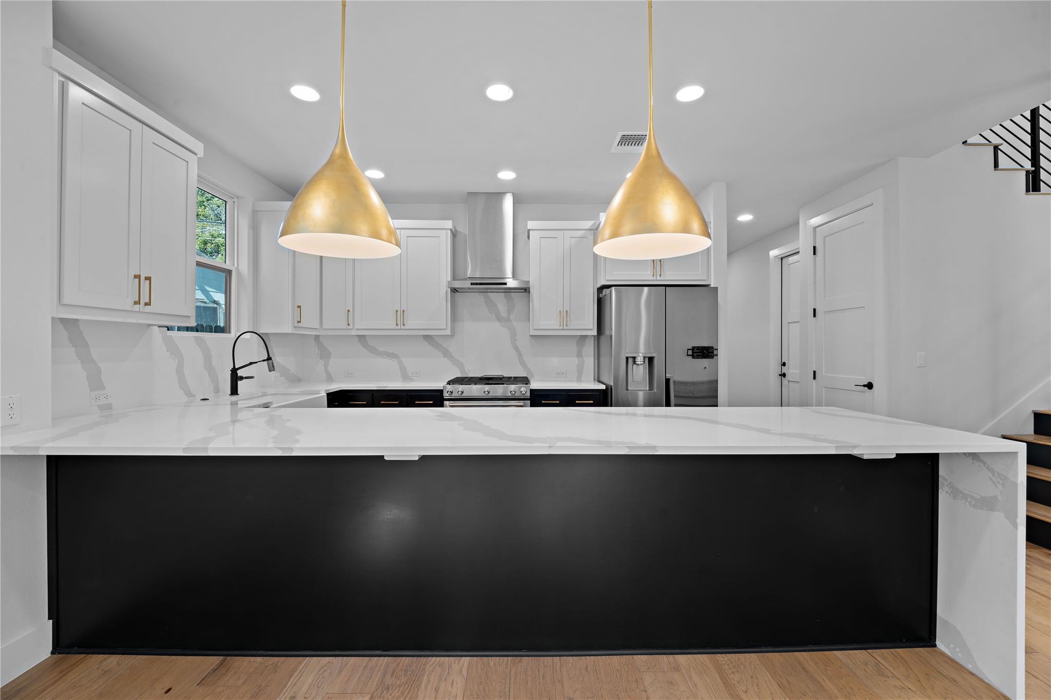 2211 Santa Rosa St, Austin, TX 78702