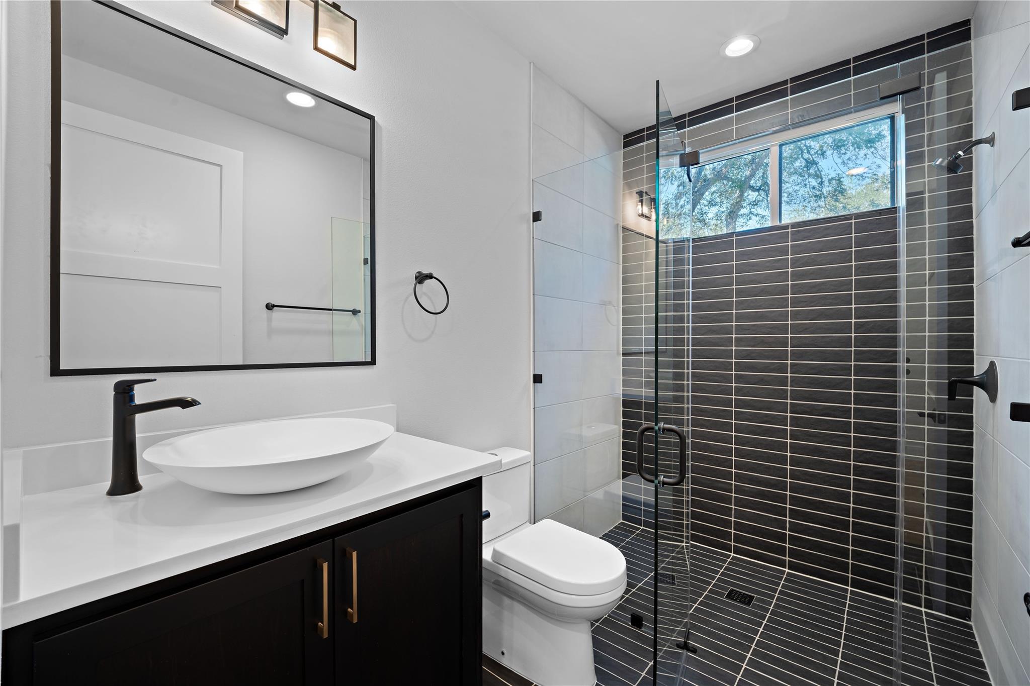 2211 Santa Rosa St, Austin, TX 78702