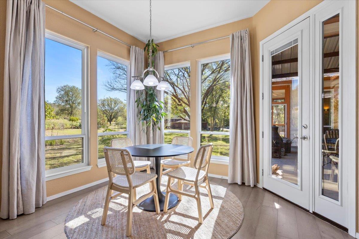 204 Kahana Ln, Bastrop, TX 78602