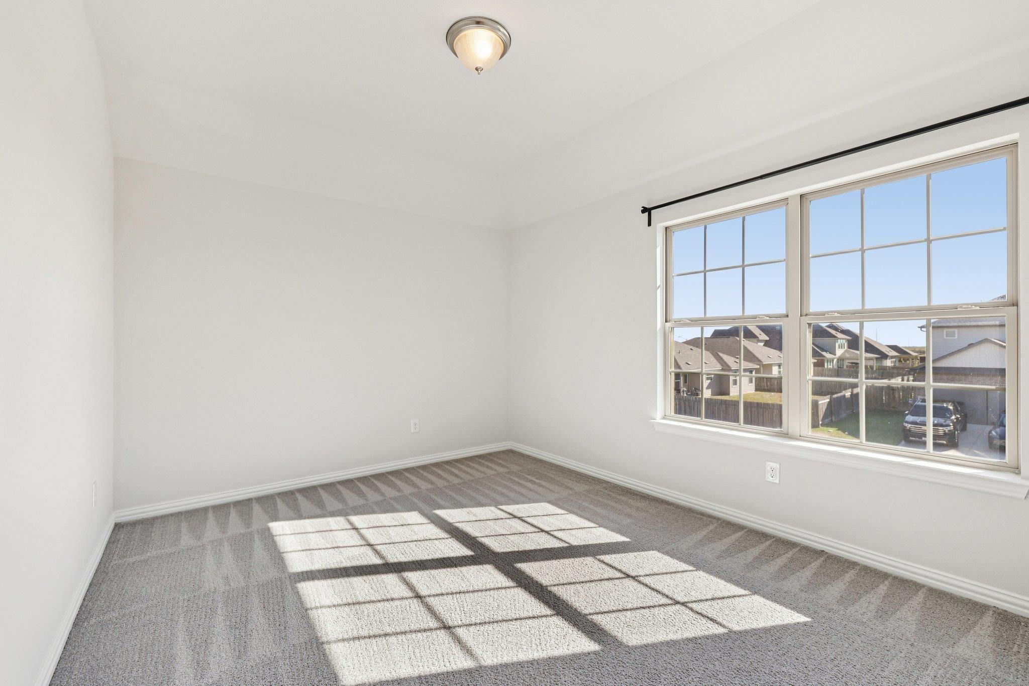 427 Bluejack Way, Hutto, TX 78634