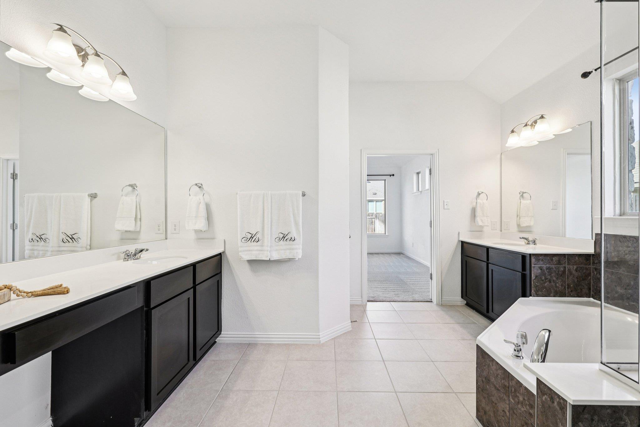 427 Bluejack Way, Hutto, TX 78634