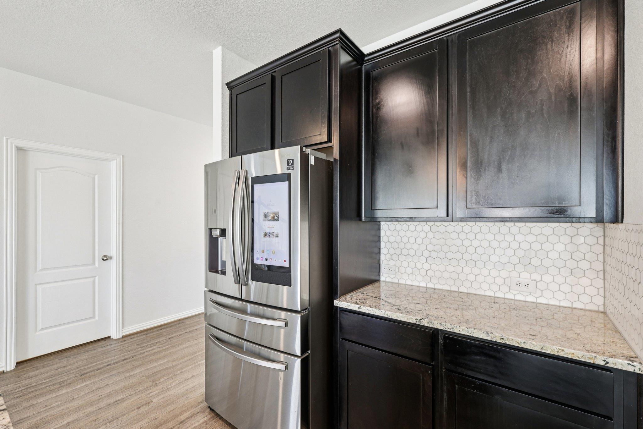 427 Bluejack Way, Hutto, TX 78634