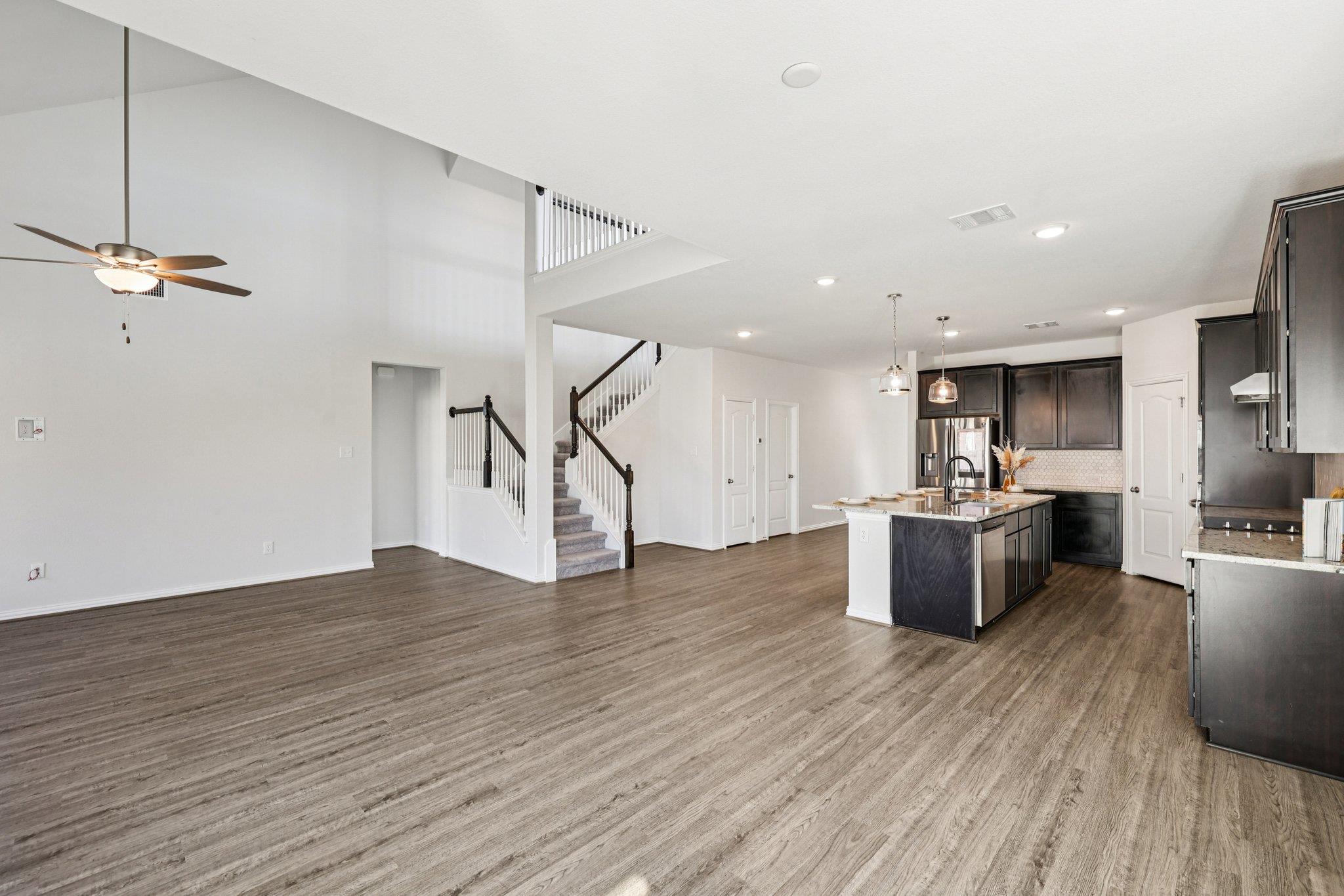 427 Bluejack Way, Hutto, TX 78634