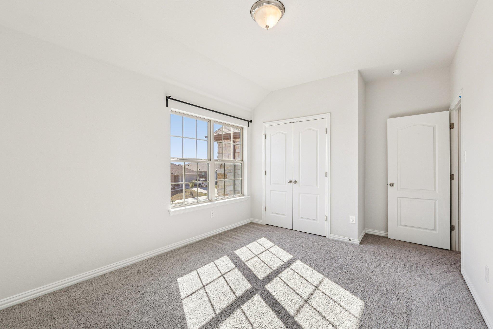 427 Bluejack Way, Hutto, TX 78634