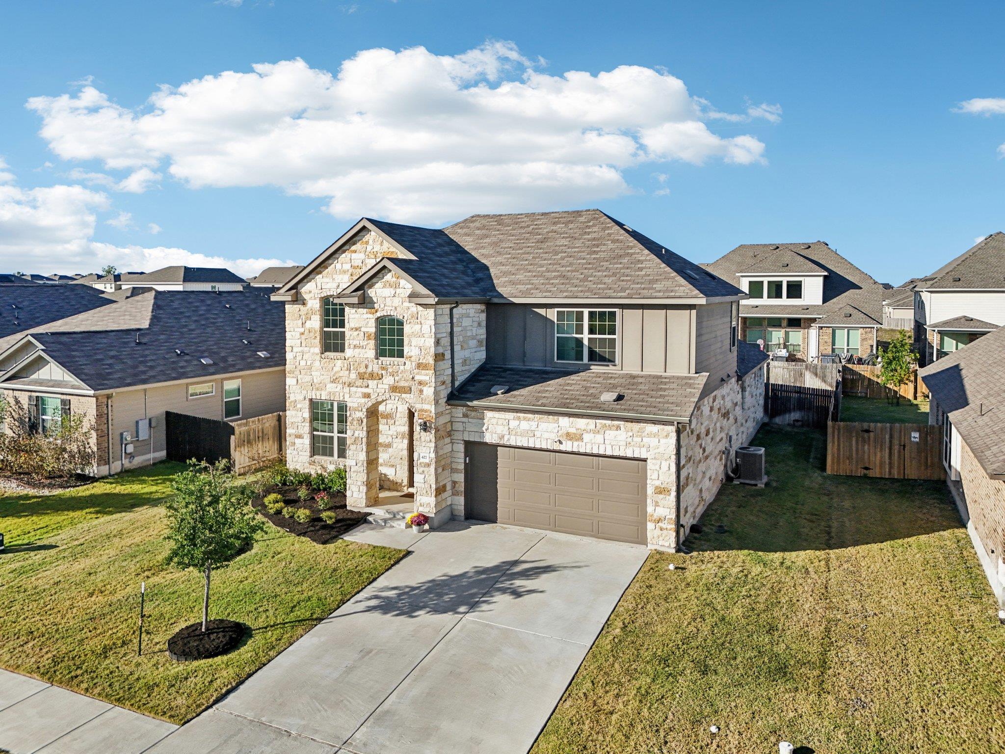 427 Bluejack Way, Hutto, TX 78634