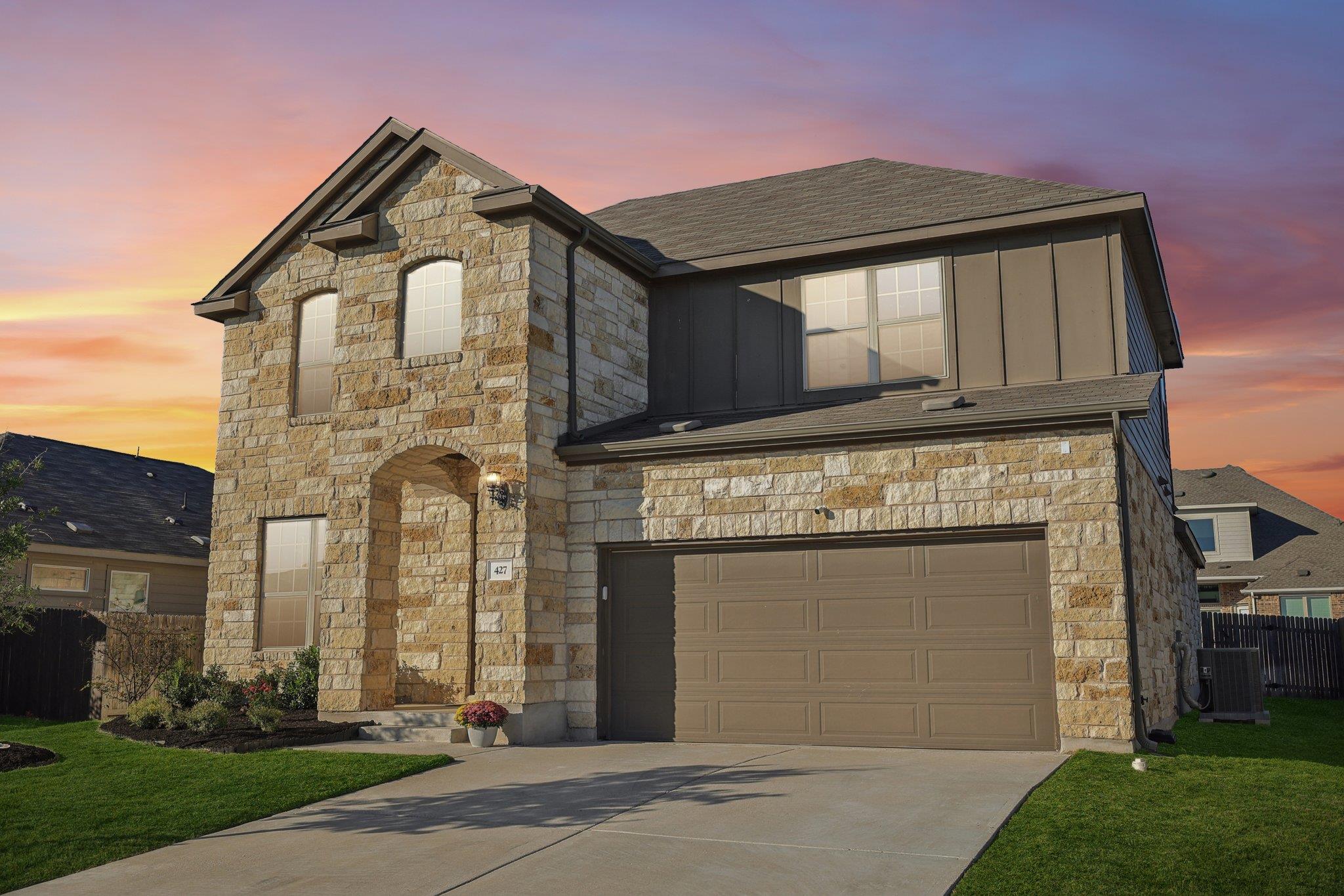 427 Bluejack Way, Hutto, TX 78634