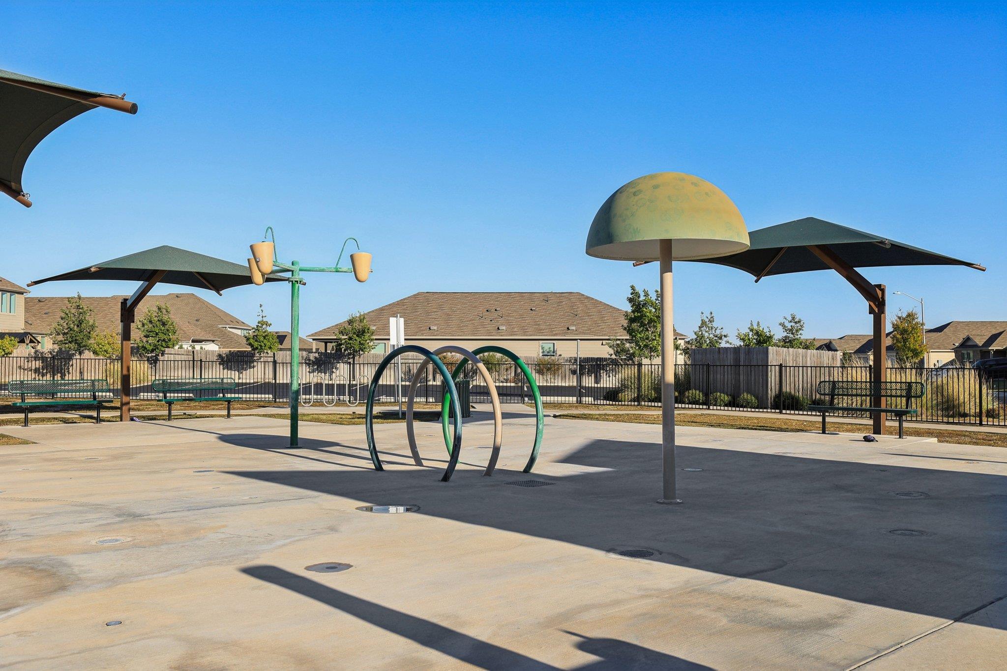 427 Bluejack Way, Hutto, TX 78634