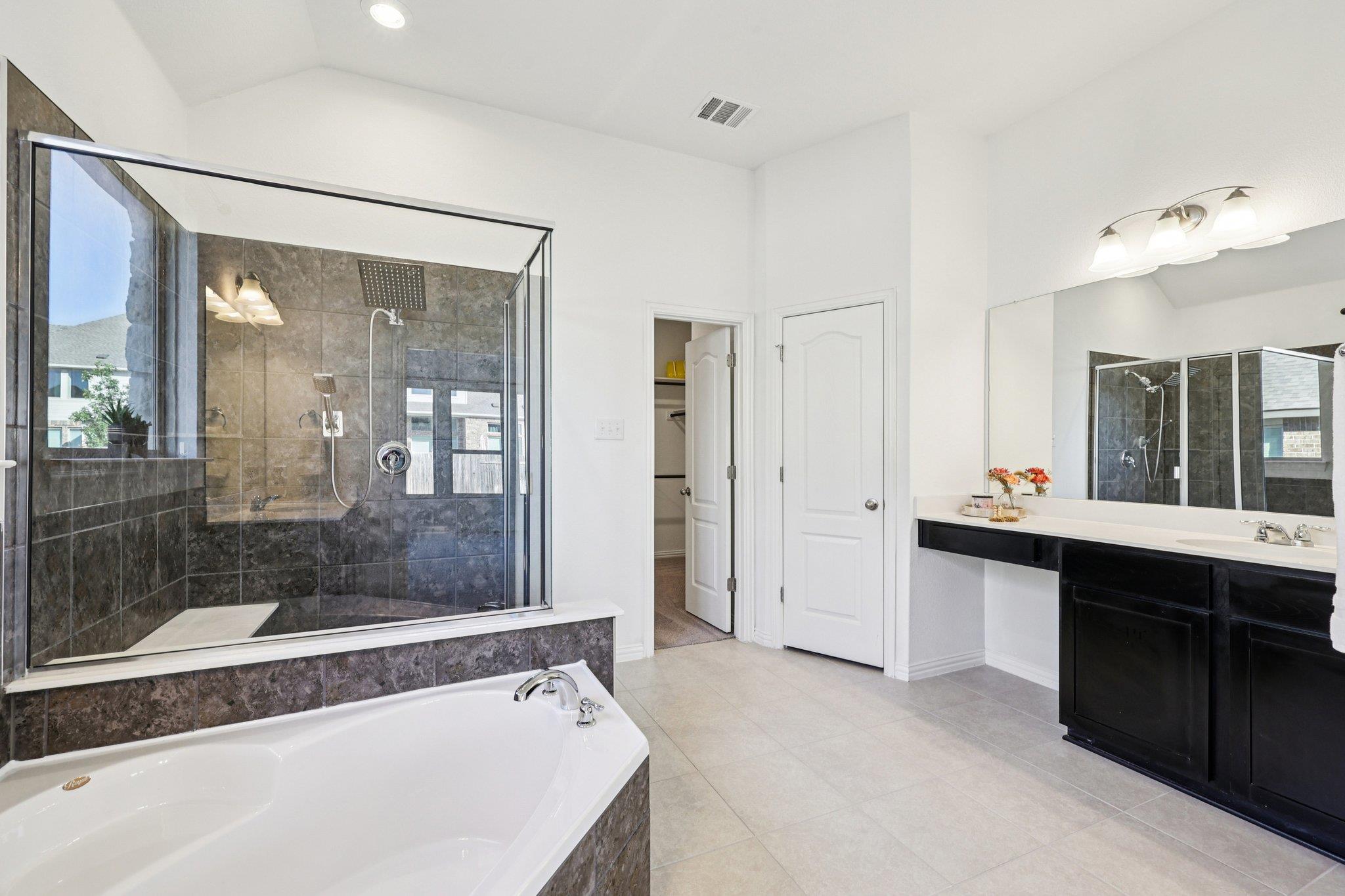 427 Bluejack Way, Hutto, TX 78634