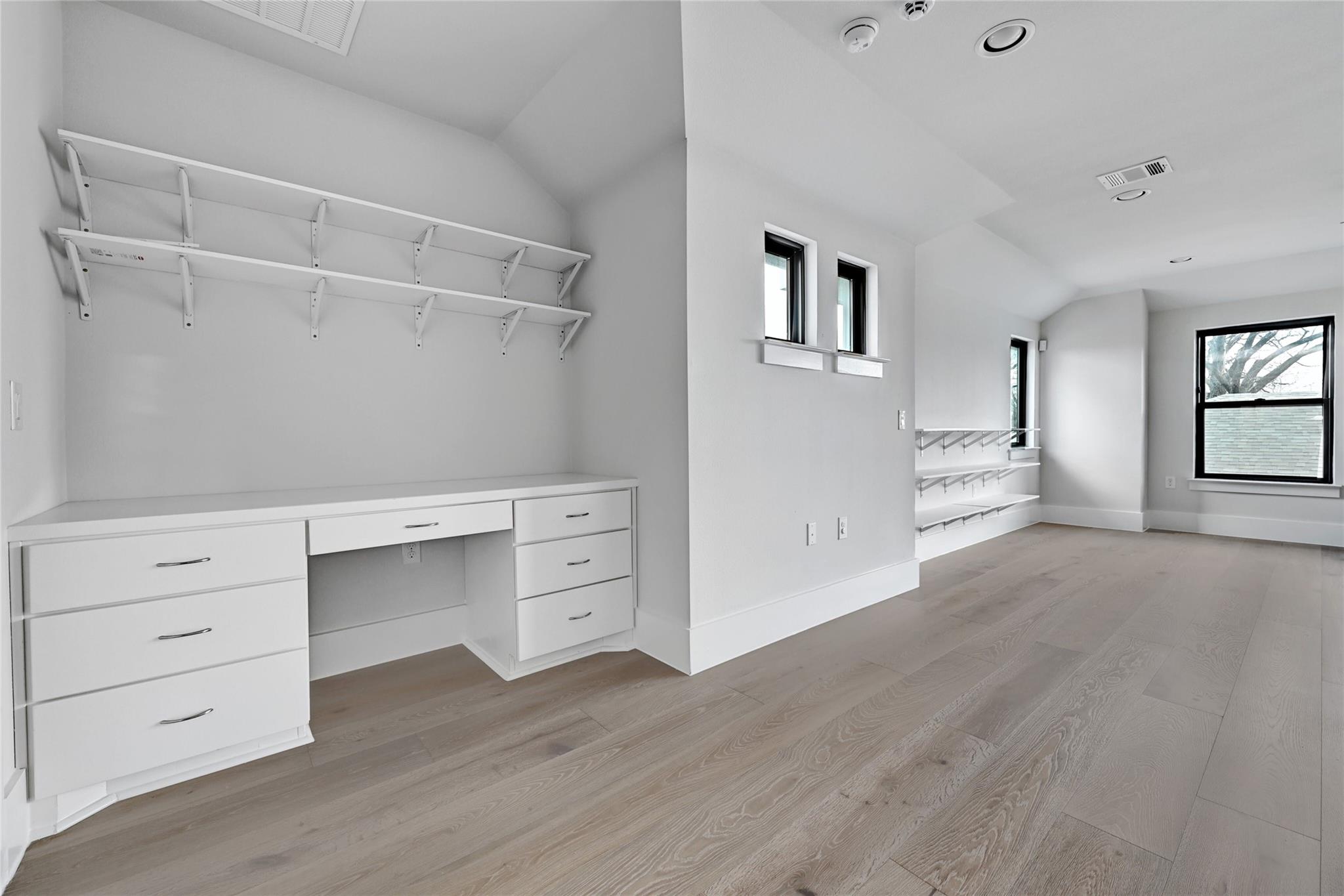 1815 W 38th St, Austin, TX 78731