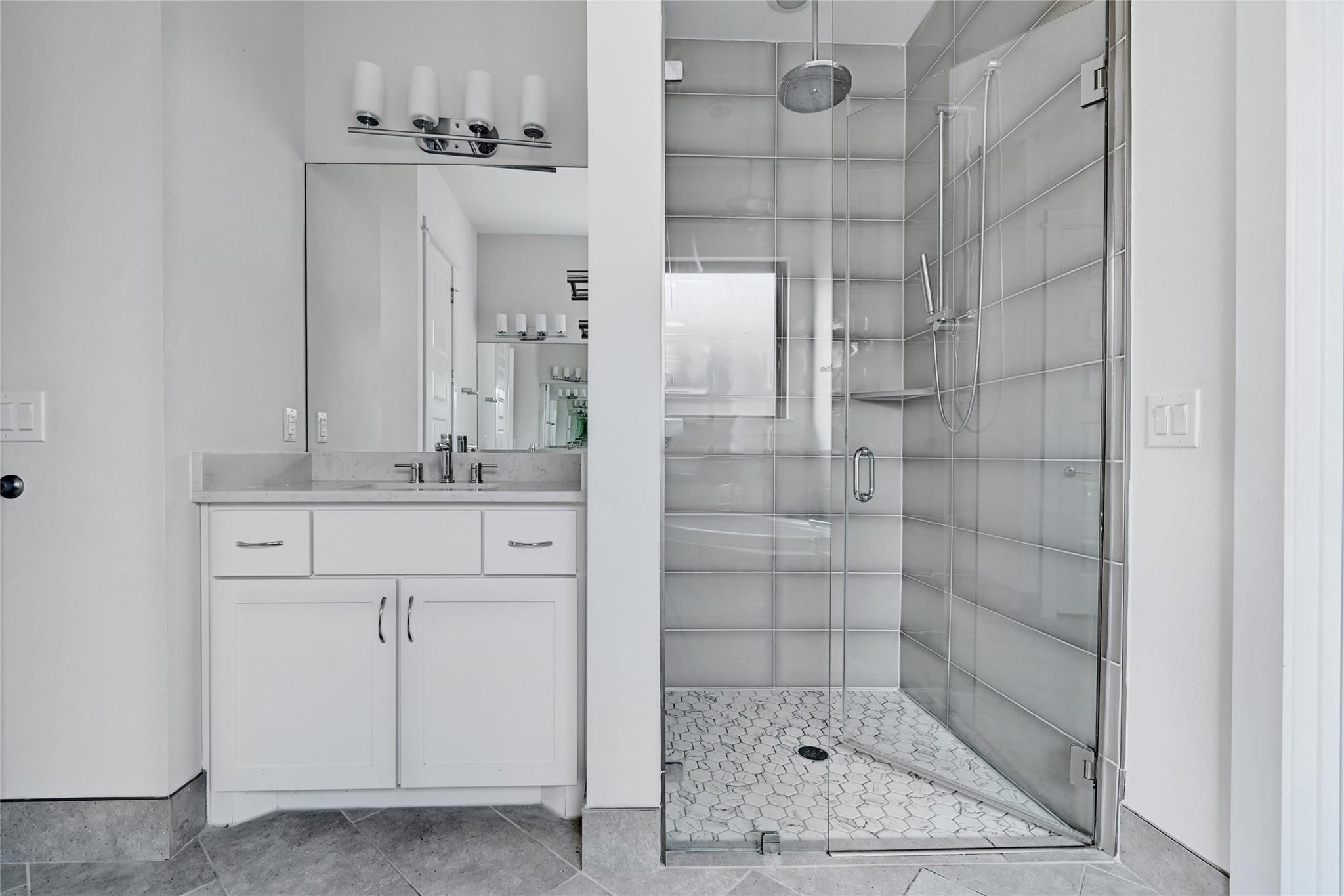 1815 W 38th St, Austin, TX 78731