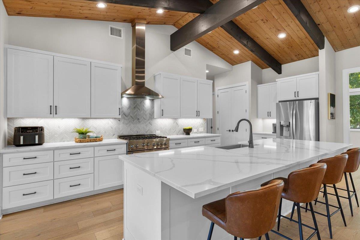 850 Bunker Ranch Blvd, Dripping Springs, TX 78620