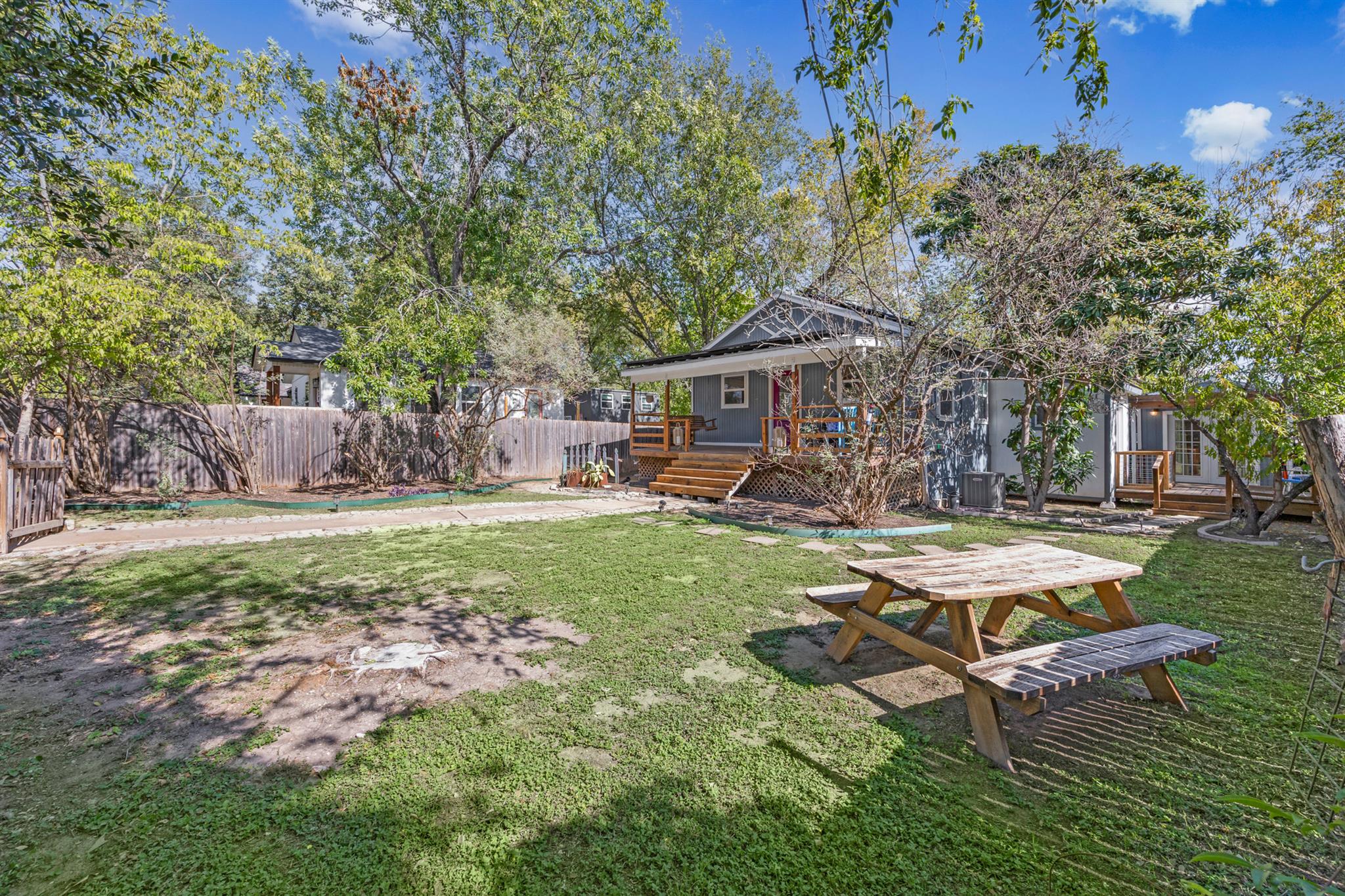 1137 Richardine Ave, Austin, TX 78721