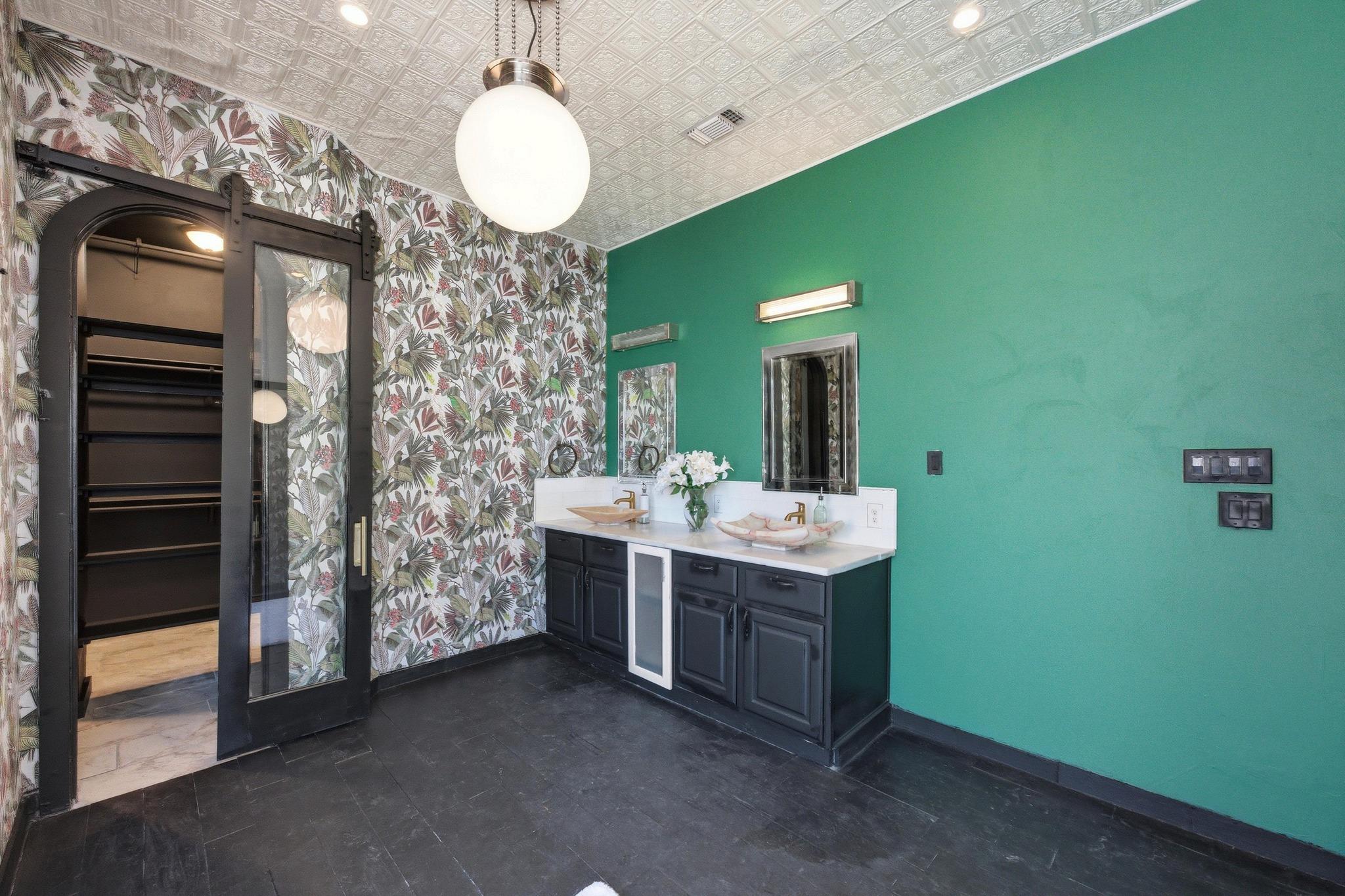 2900 Pamella Ct, Austin, TX 78734