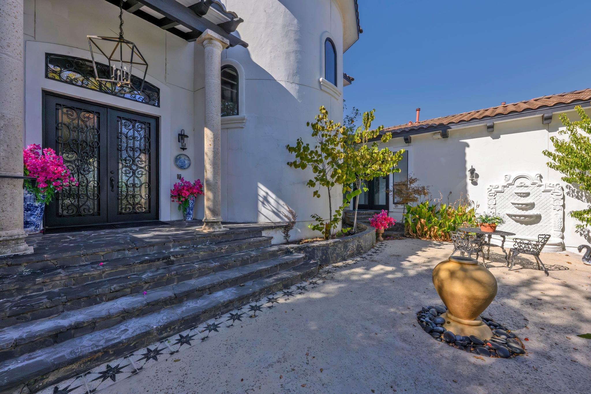 2900 Pamella Ct, Austin, TX 78734