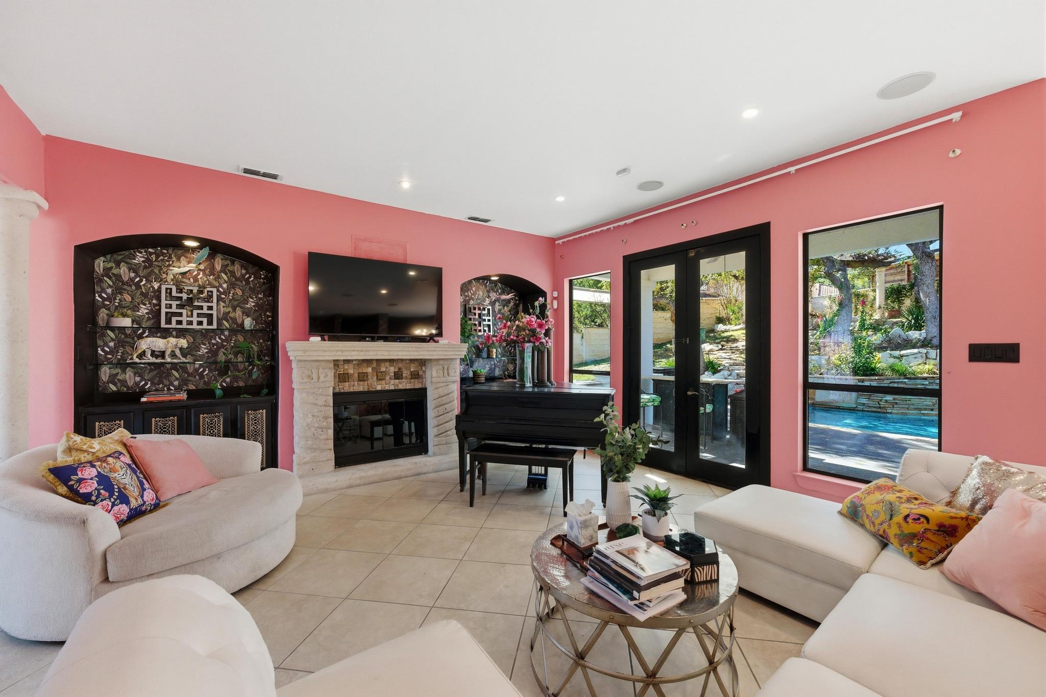 2900 Pamella Ct, Austin, TX 78734