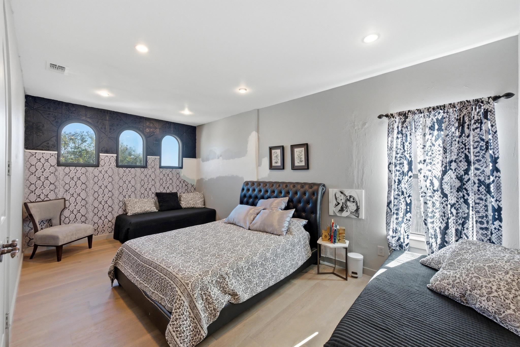 2900 Pamella Ct, Austin, TX 78734