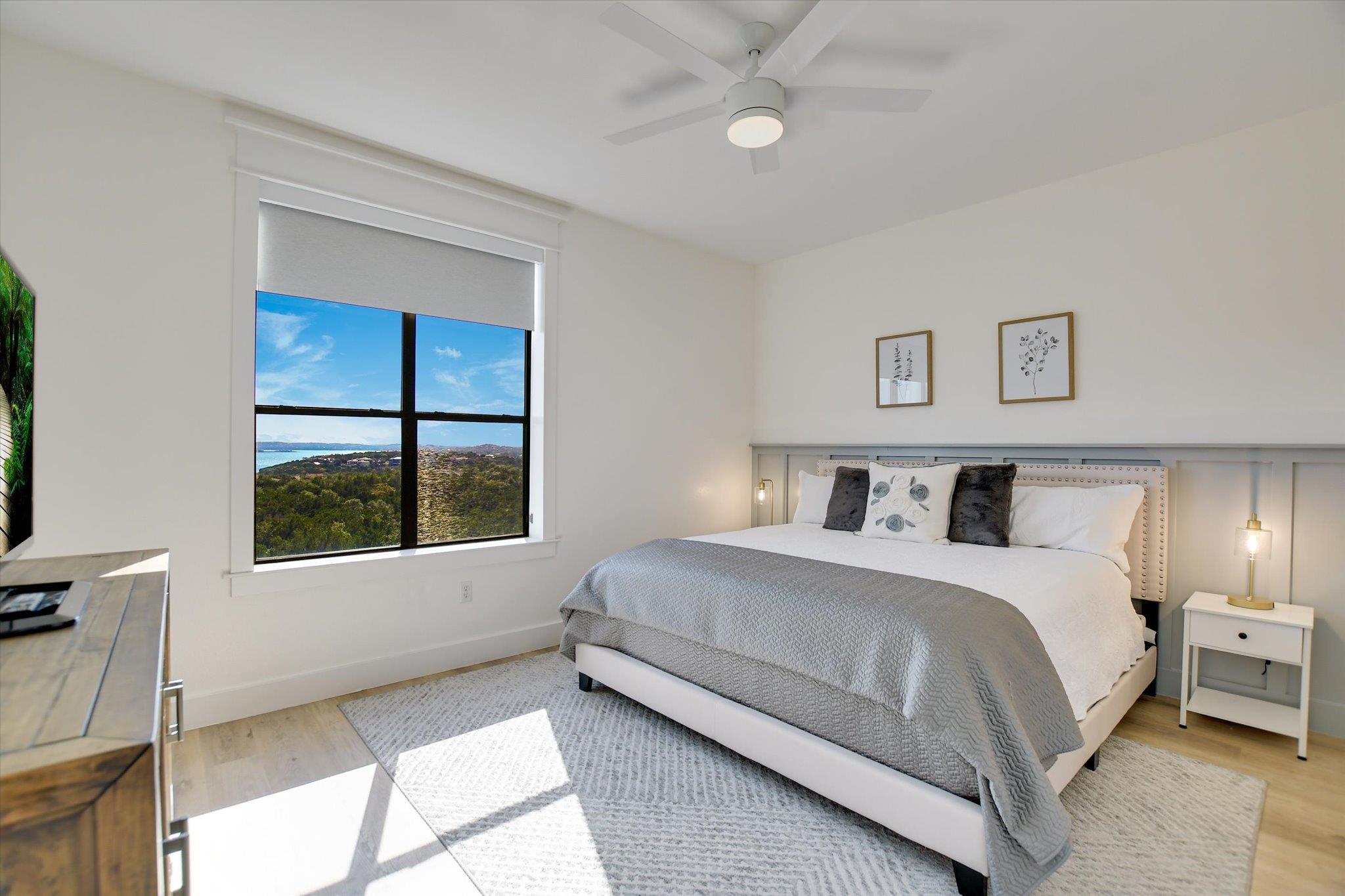 17720 Maritime Point Dr # 202, Jonestown, TX 78645