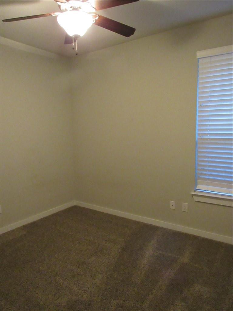 102 W Hidden Springs Dr, Bastrop, TX 78602