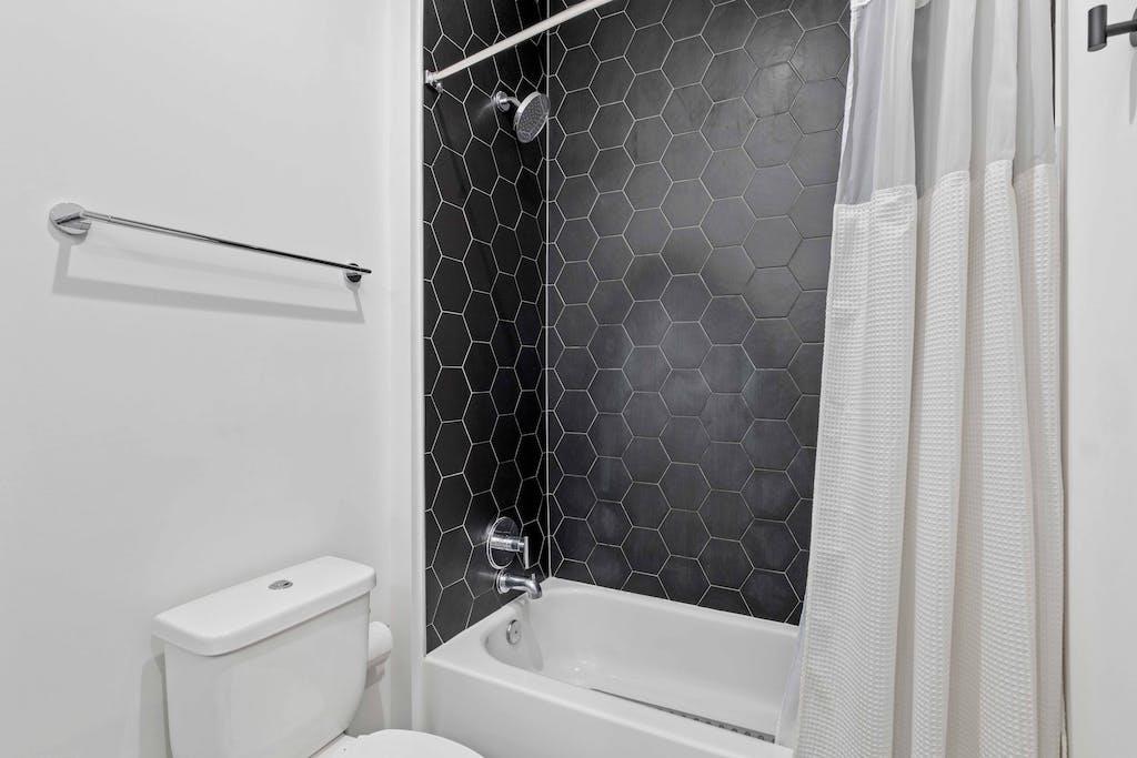 800 Embassy Dr # 210, Austin, TX 78702