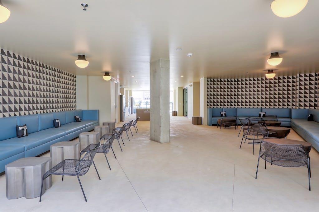 800 Embassy Dr # 210, Austin, TX 78702