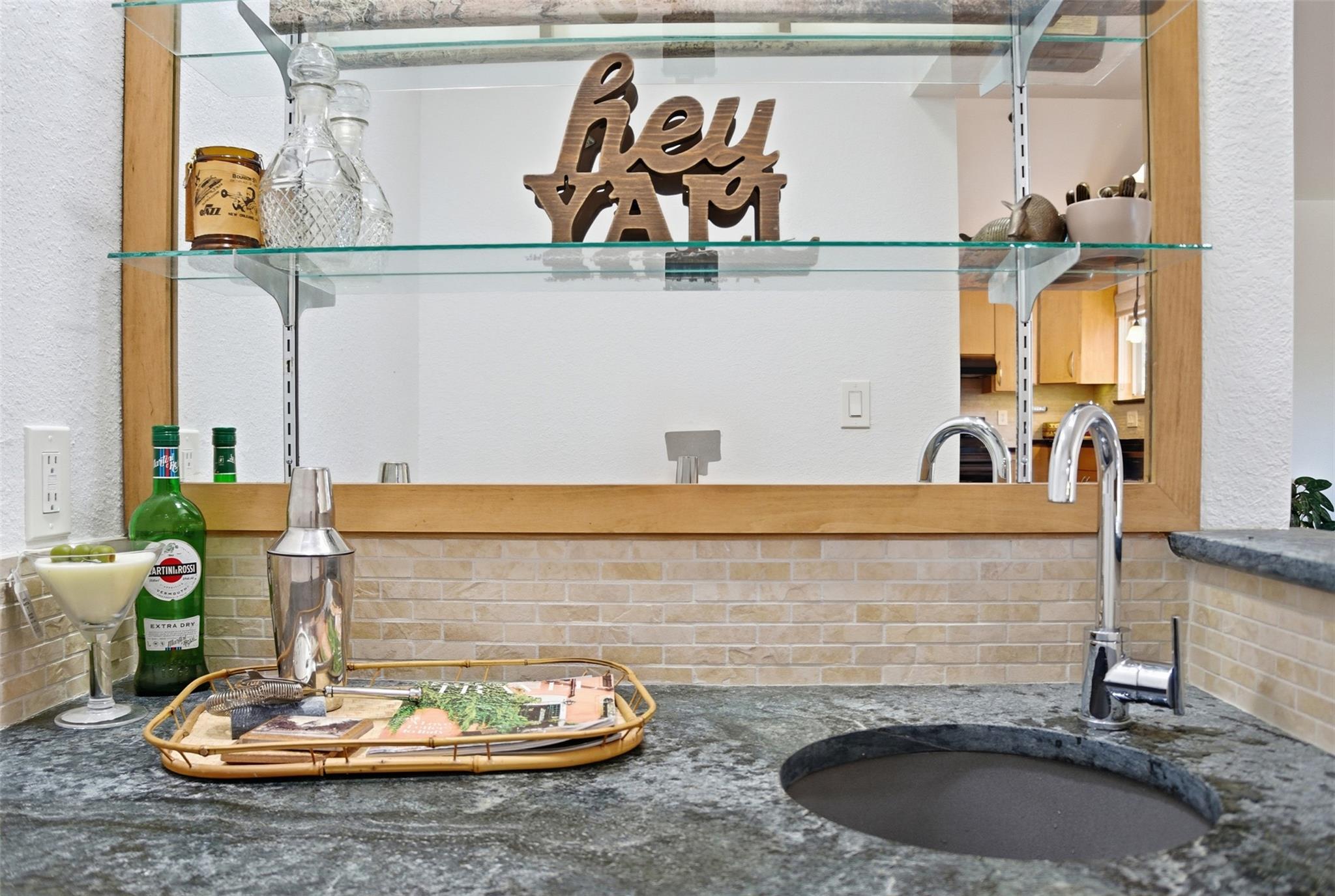 11007 Grapevine Ln, Austin, TX 78759