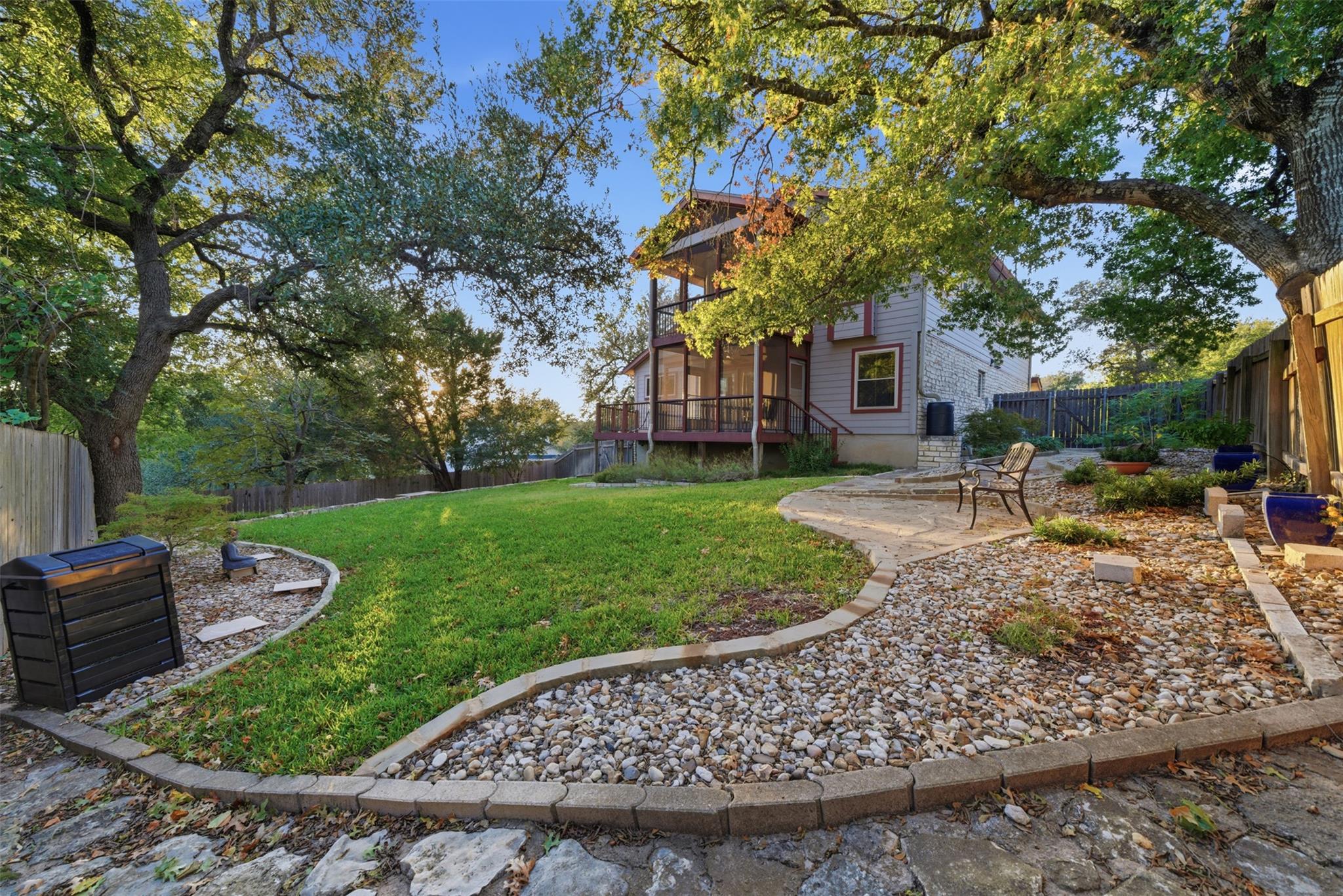 11007 Grapevine Ln, Austin, TX 78759