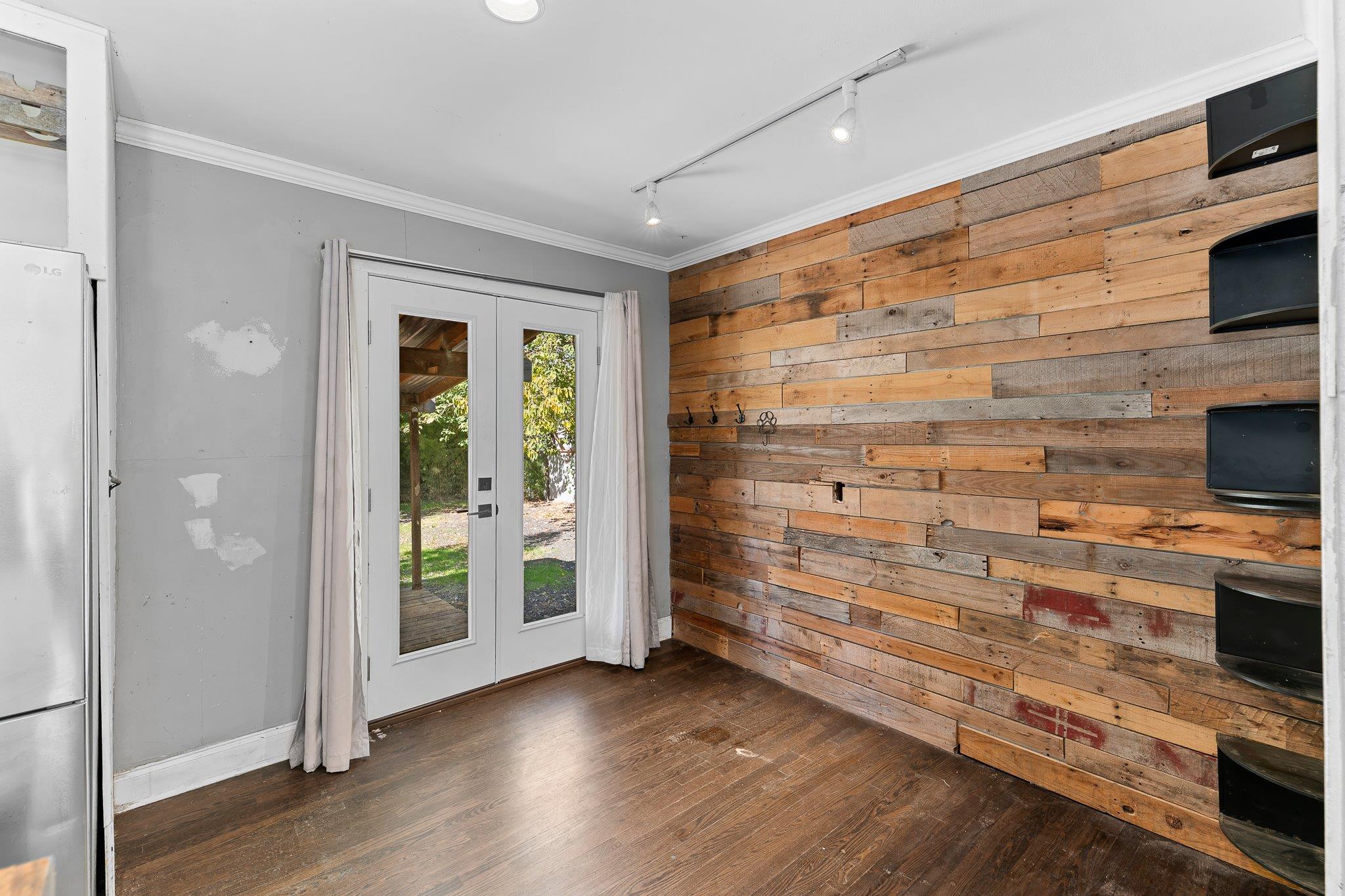 4608 Banister Ln, Austin, TX 78745