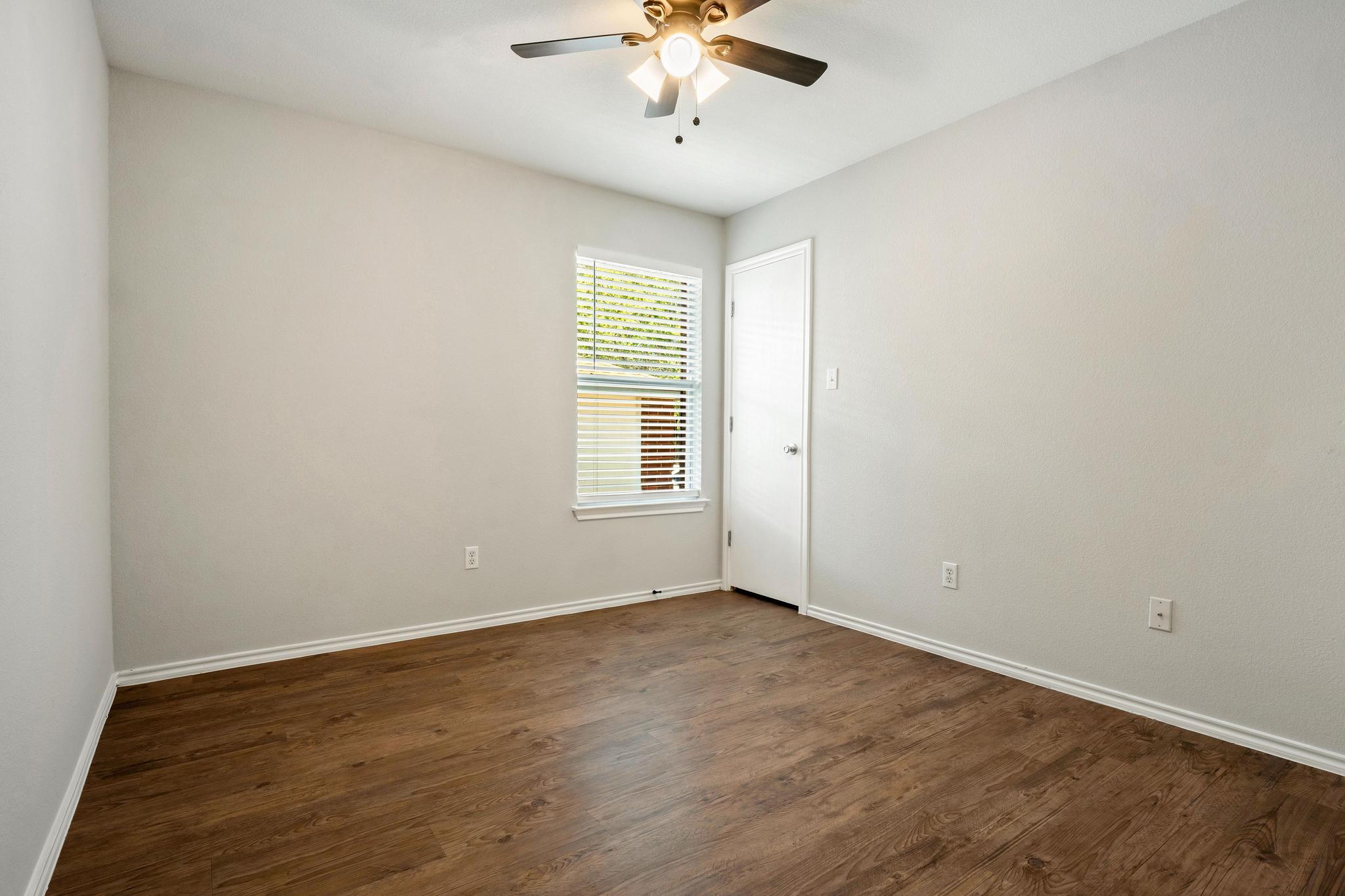 162 Brandons Way, Buda, TX 78610