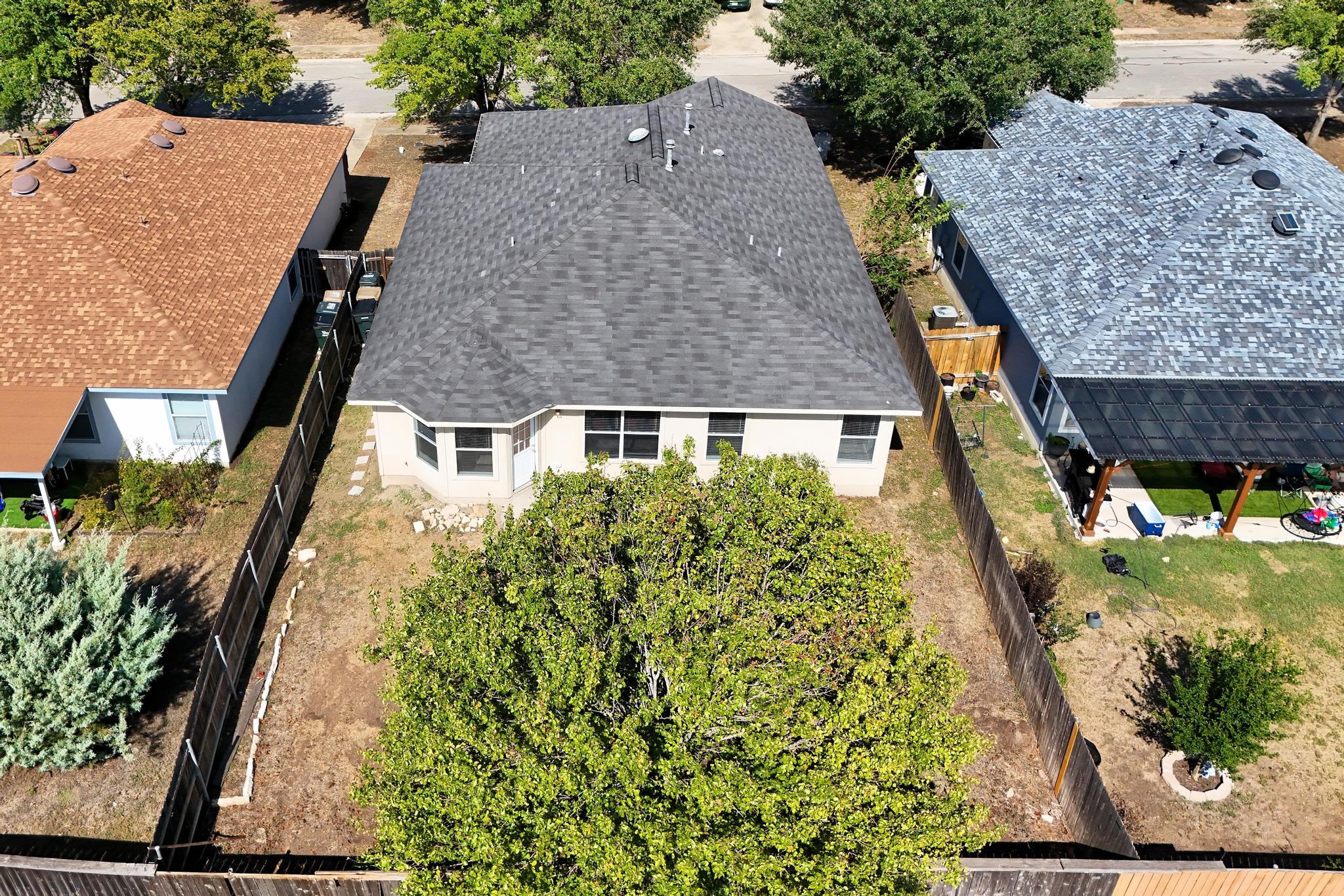 162 Brandons Way, Buda, TX 78610