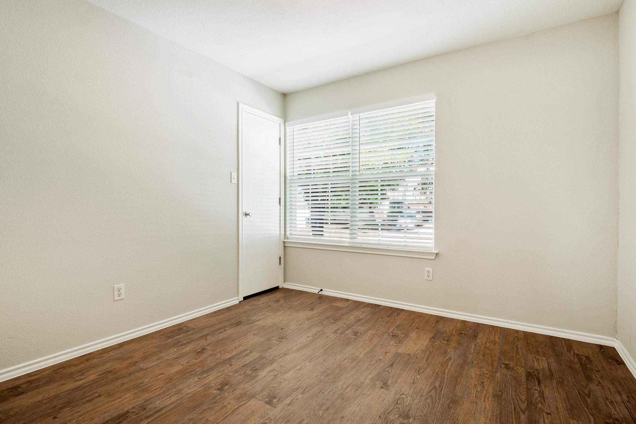 162 Brandons Way, Buda, TX 78610