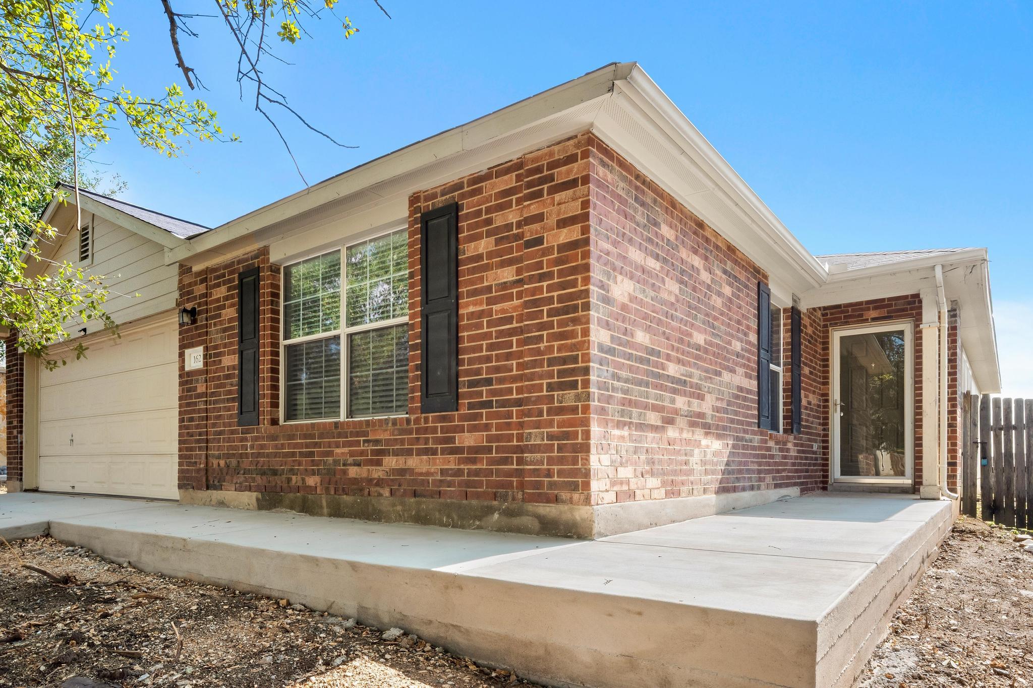 162 Brandons Way, Buda, TX 78610