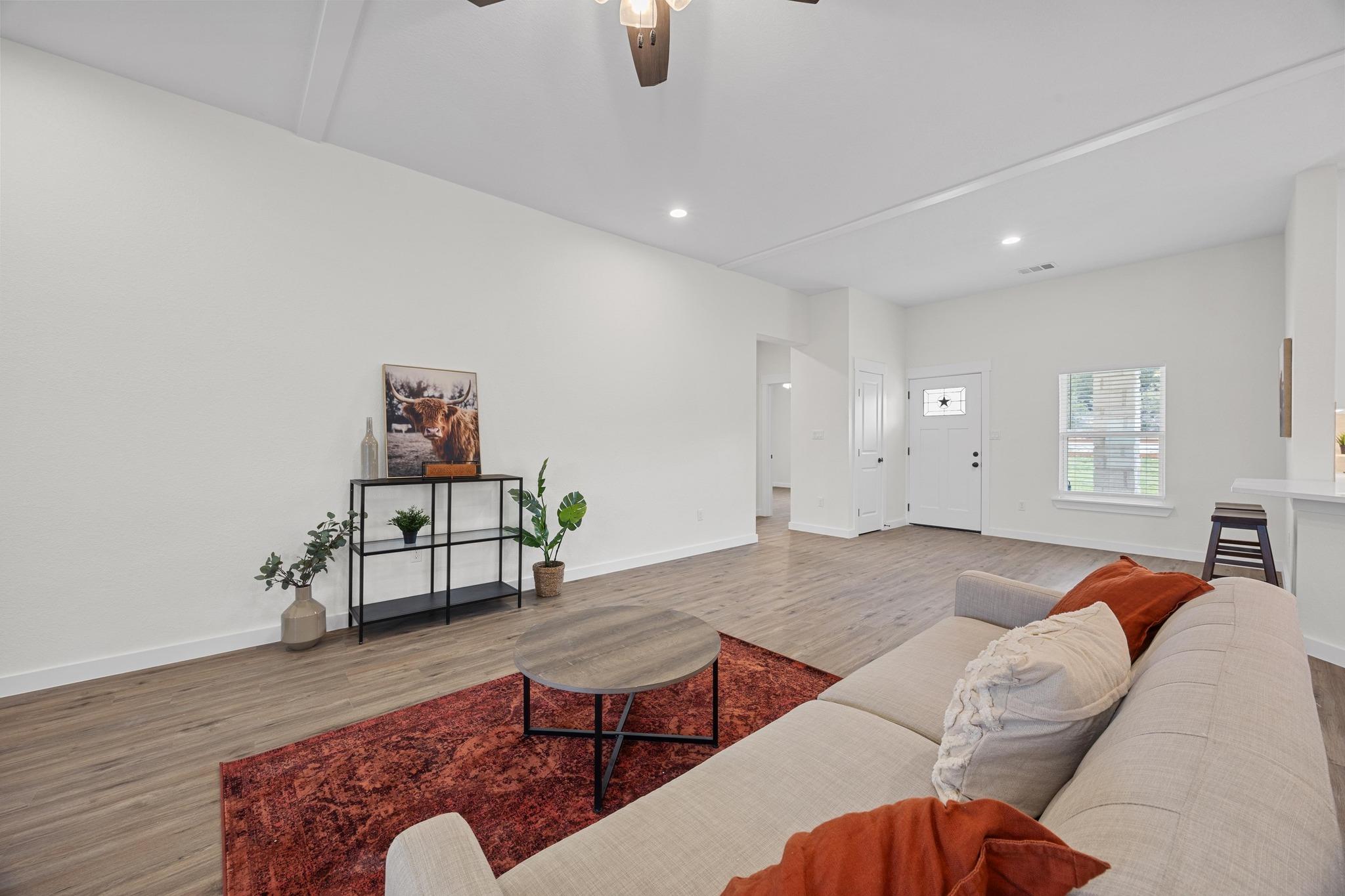 17701 Village Dr, Dripping Springs, TX 78620