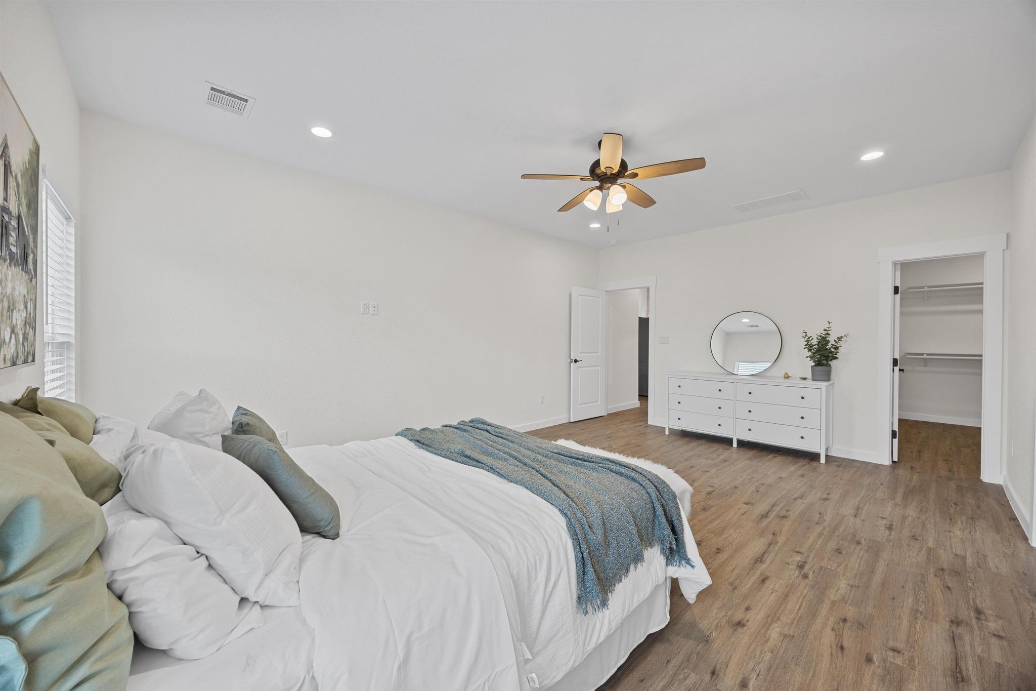 17701 Village Dr, Dripping Springs, TX 78620