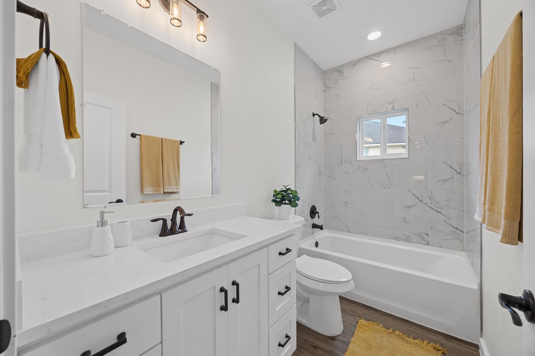 17701 Village Dr, Dripping Springs, TX 78620