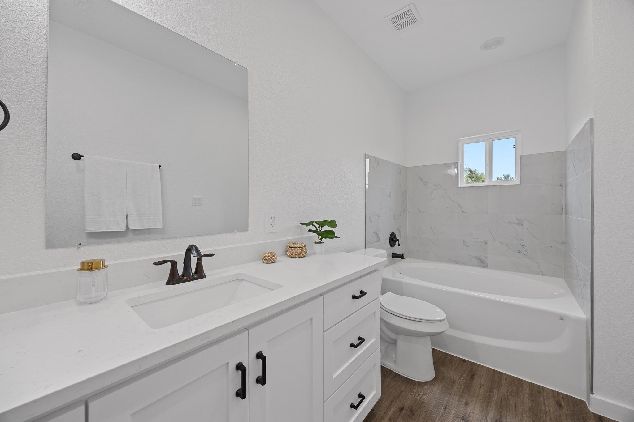 17701 Village Dr, Dripping Springs, TX 78620