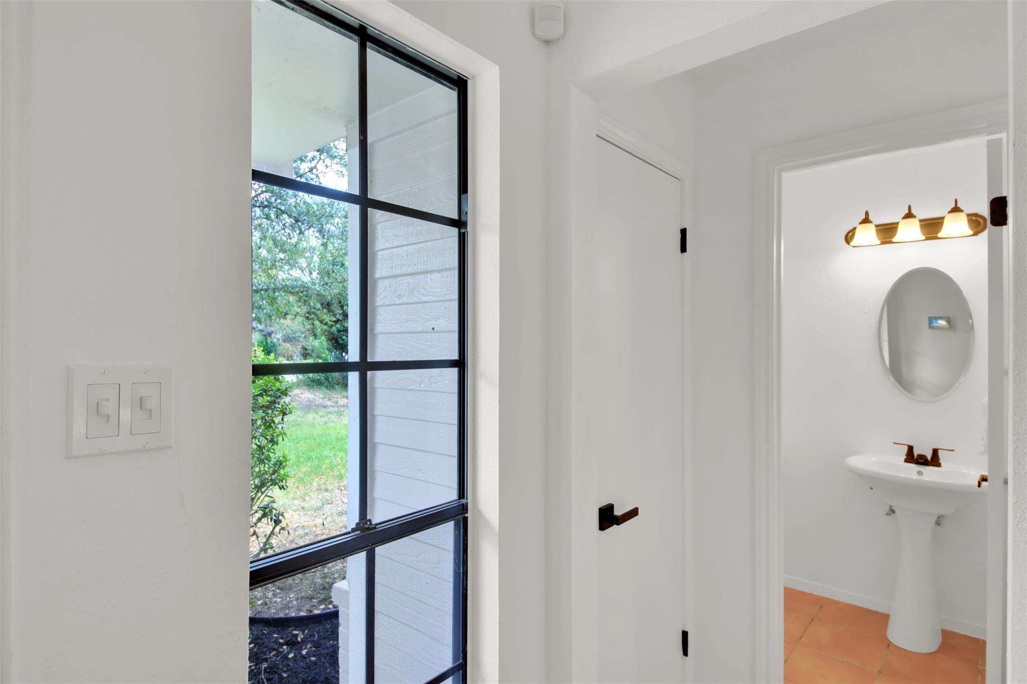 1207 Crupp Ct, Austin, TX 78753