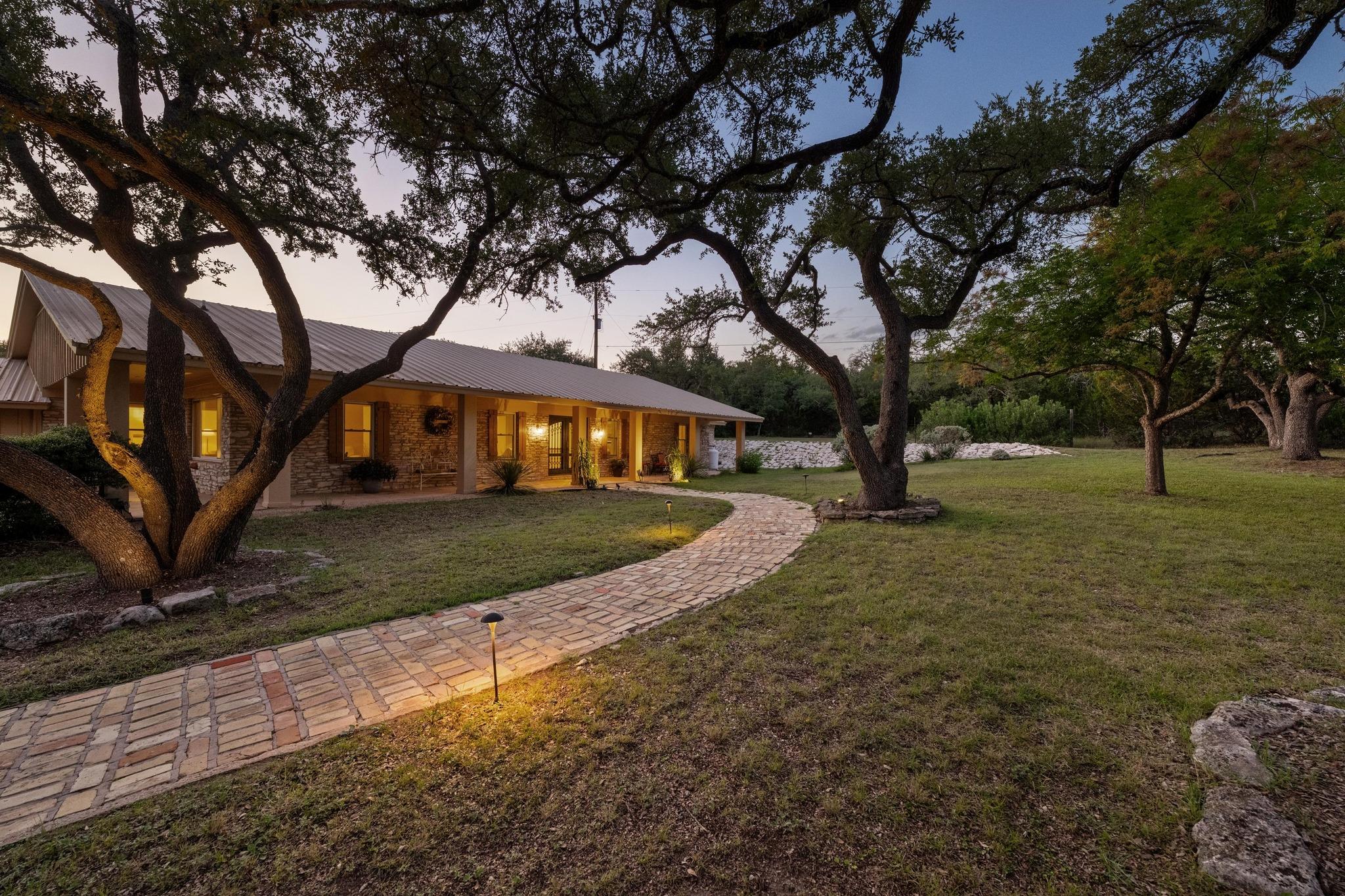 5200 Bell Springs Rd, Dripping Springs, TX 78620