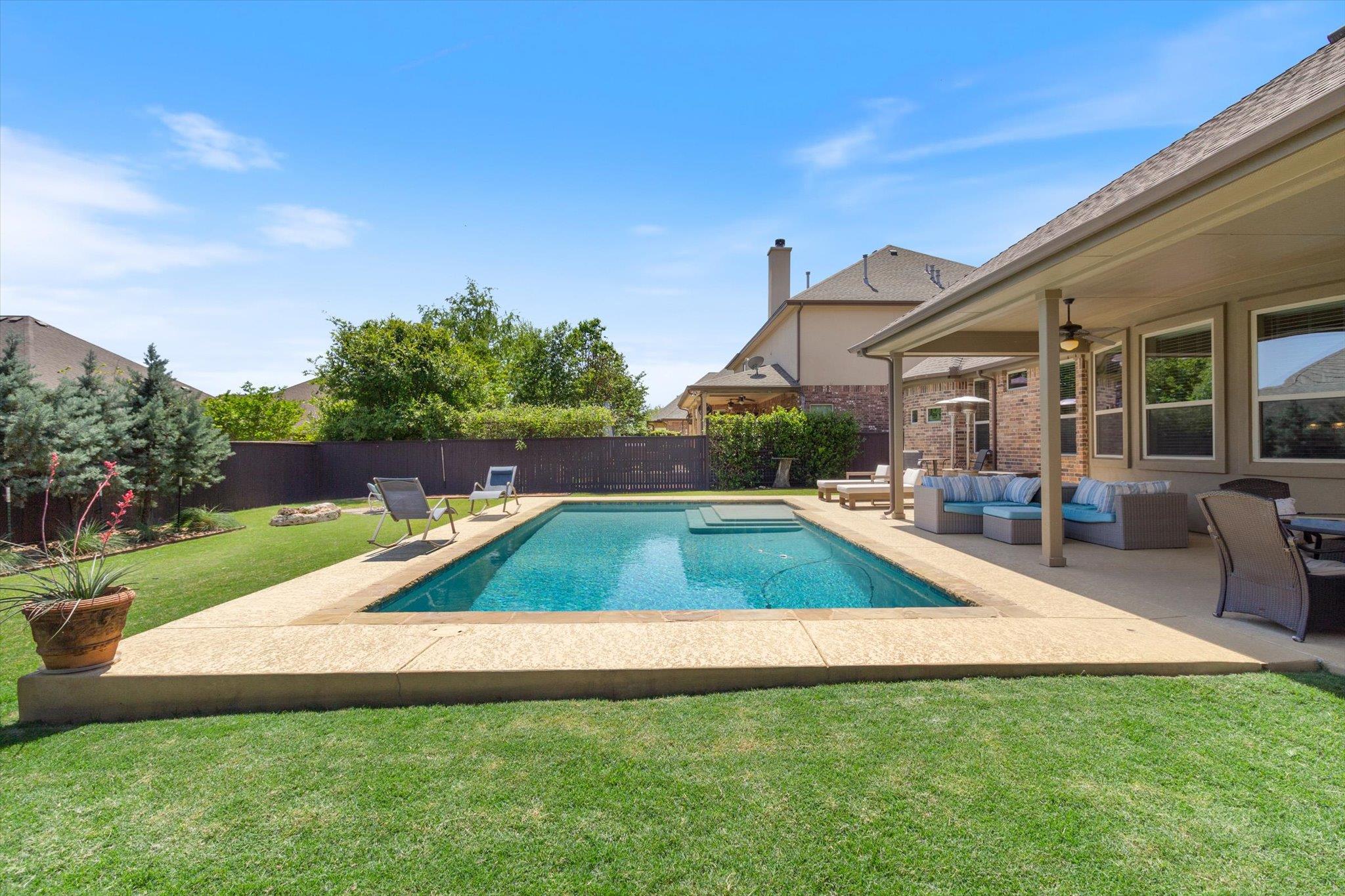 1919 Los Santos Dr, San Marcos, TX 78666