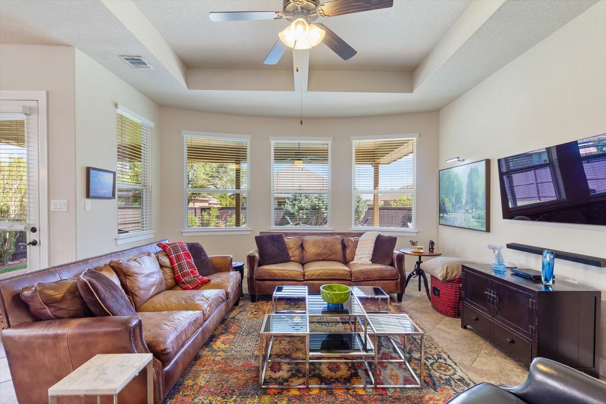 1919 Los Santos Dr, San Marcos, TX 78666