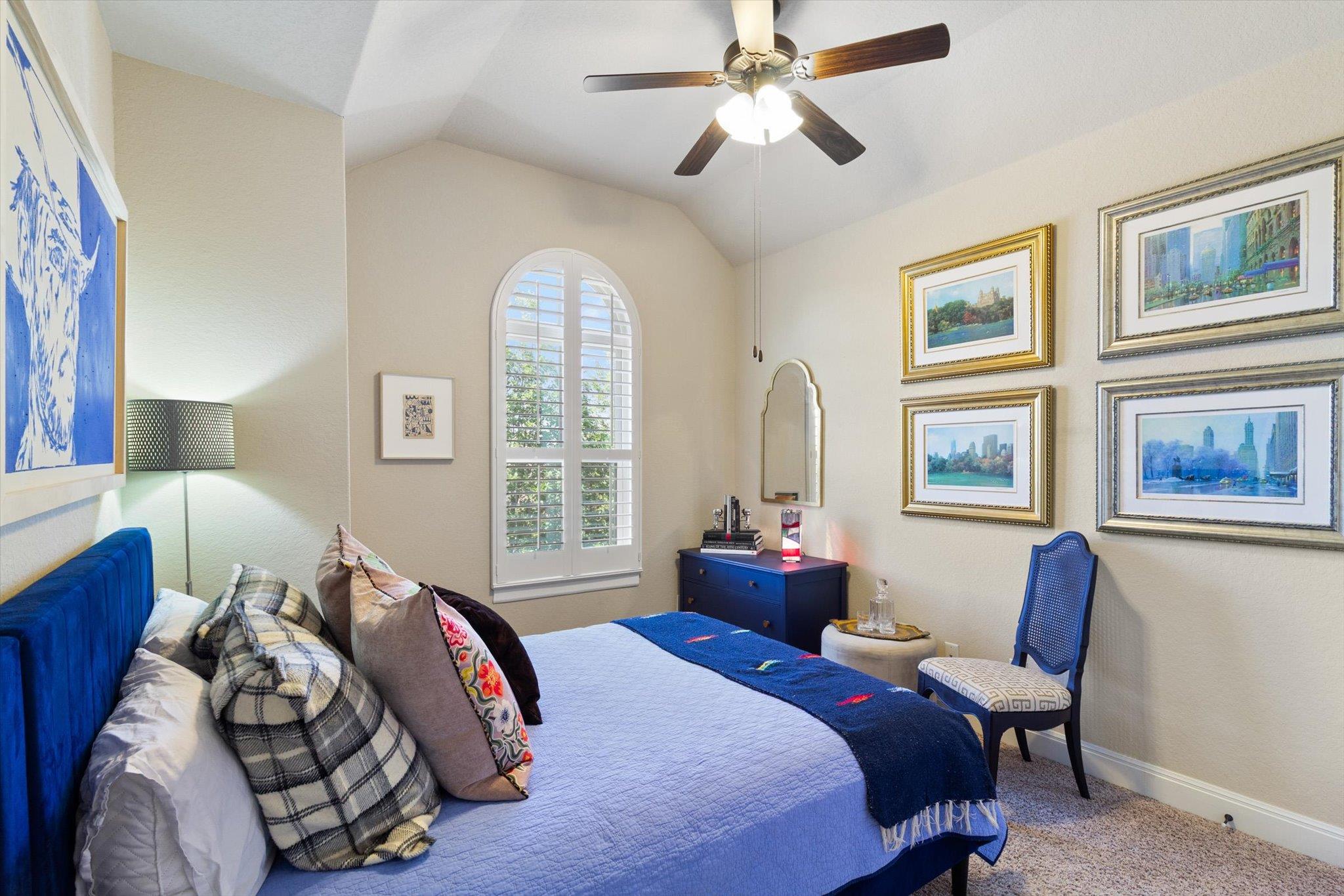 1919 Los Santos Dr, San Marcos, TX 78666