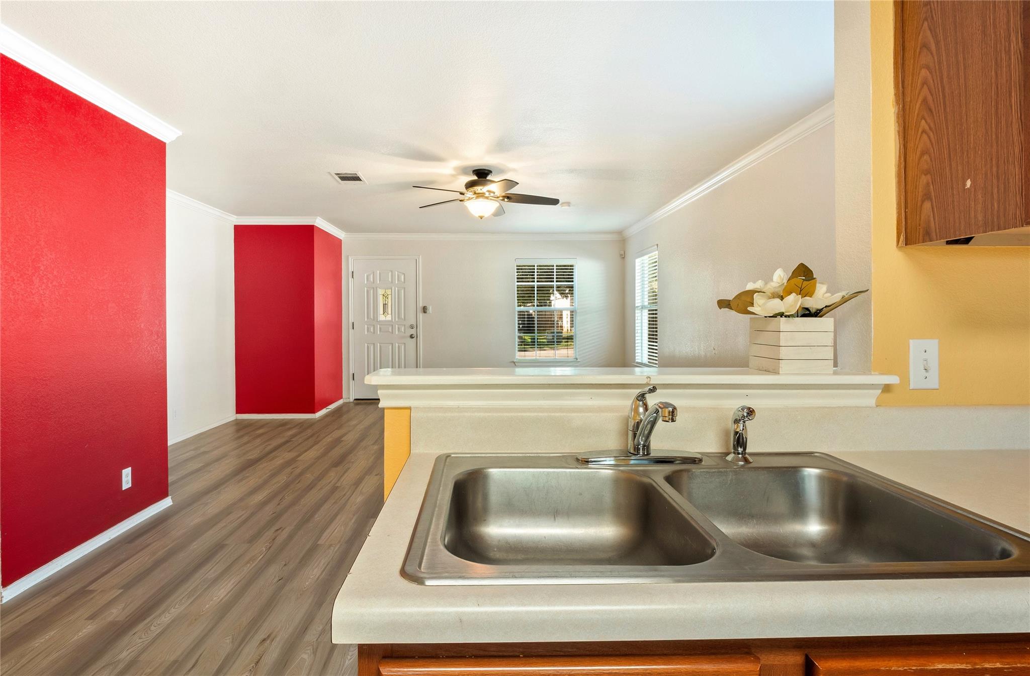 4003 Reeders Dr, Austin, TX 78725