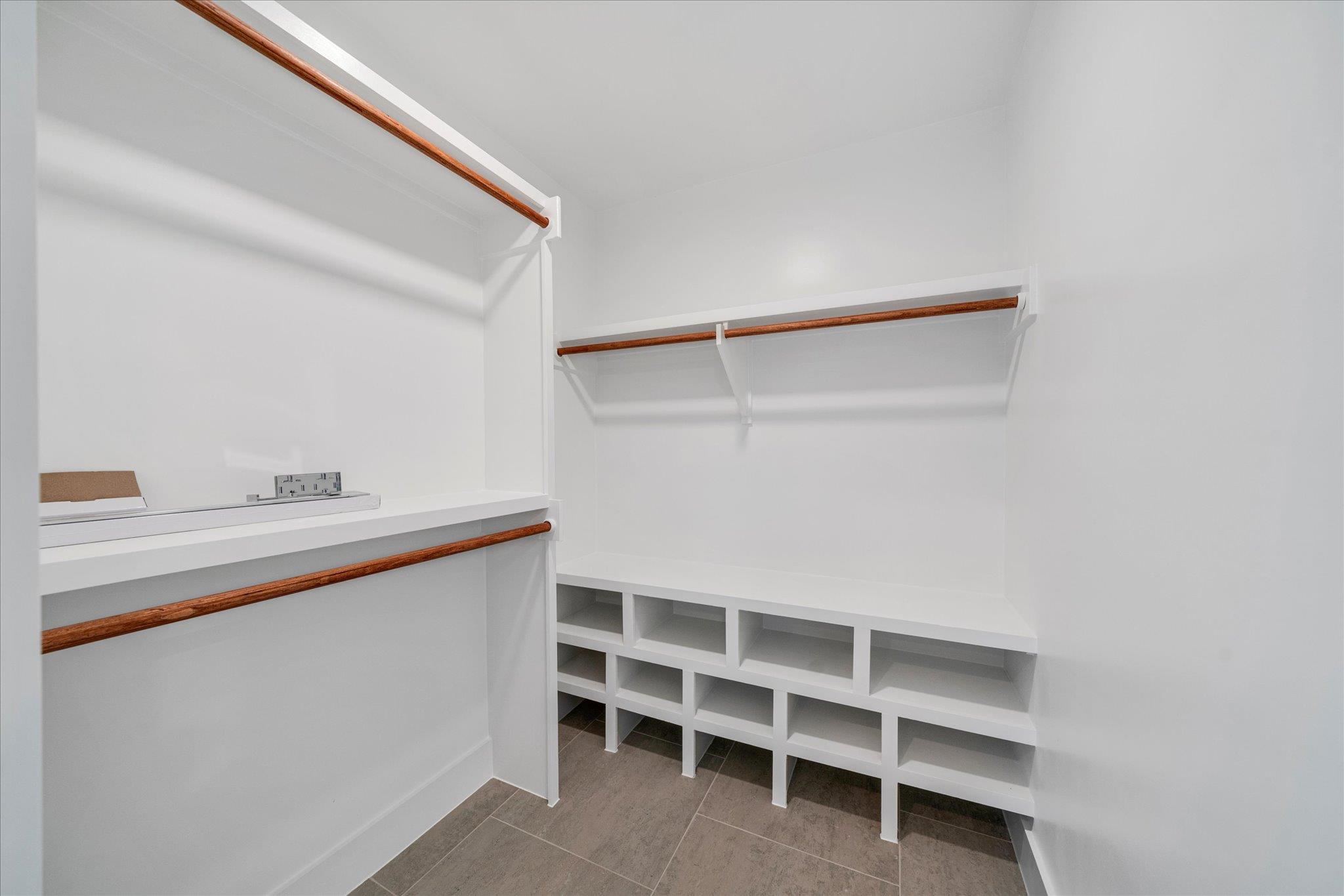 2610 CARNARVON Ln # Apt B, Austin, TX 78704