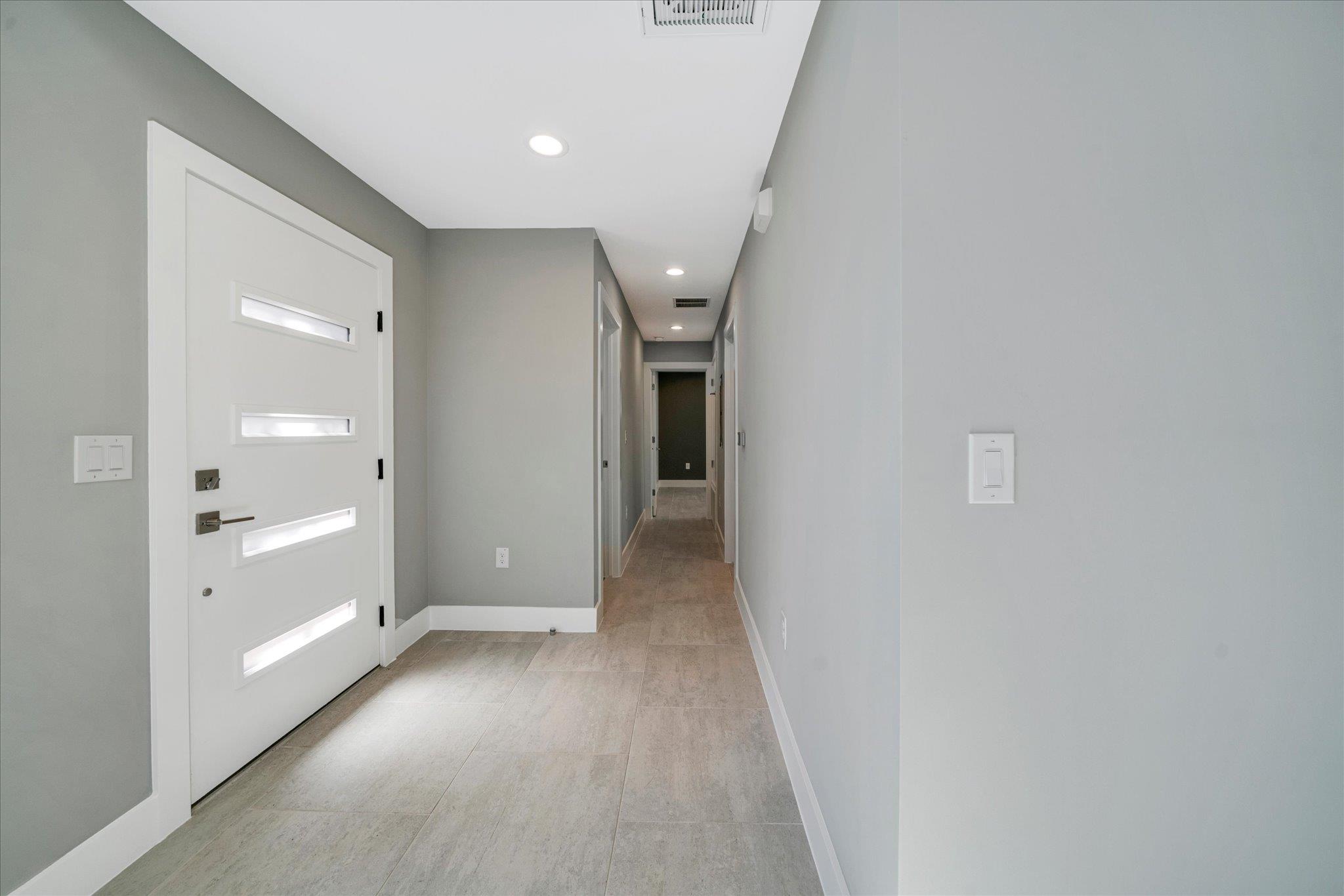 2610 CARNARVON Ln # Apt B, Austin, TX 78704