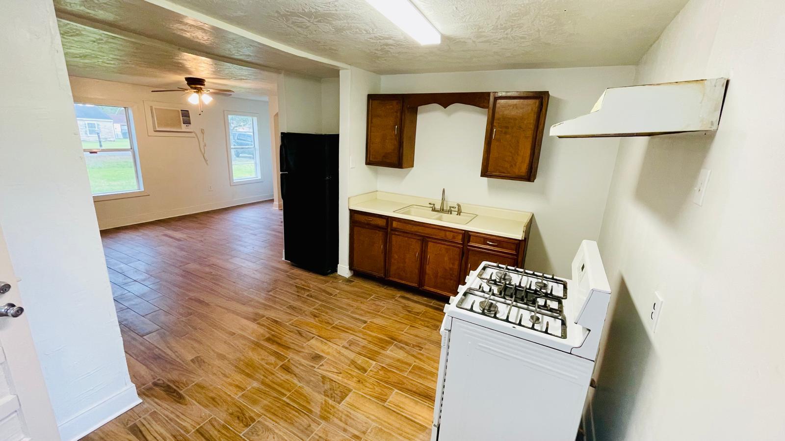 1745 Rivercrest St, Beaumont, TX 77703