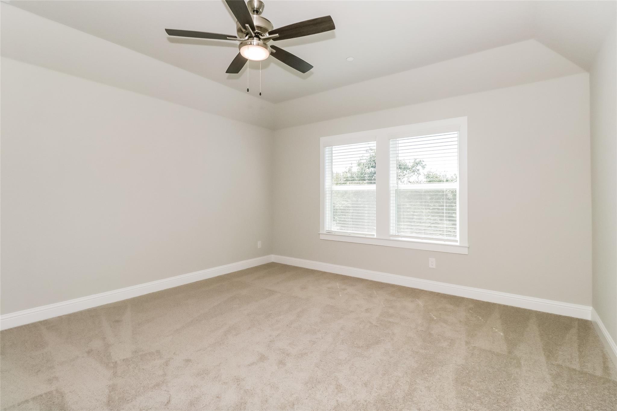 2605 Sam Bass Rd # 42, Round Rock, TX 78681